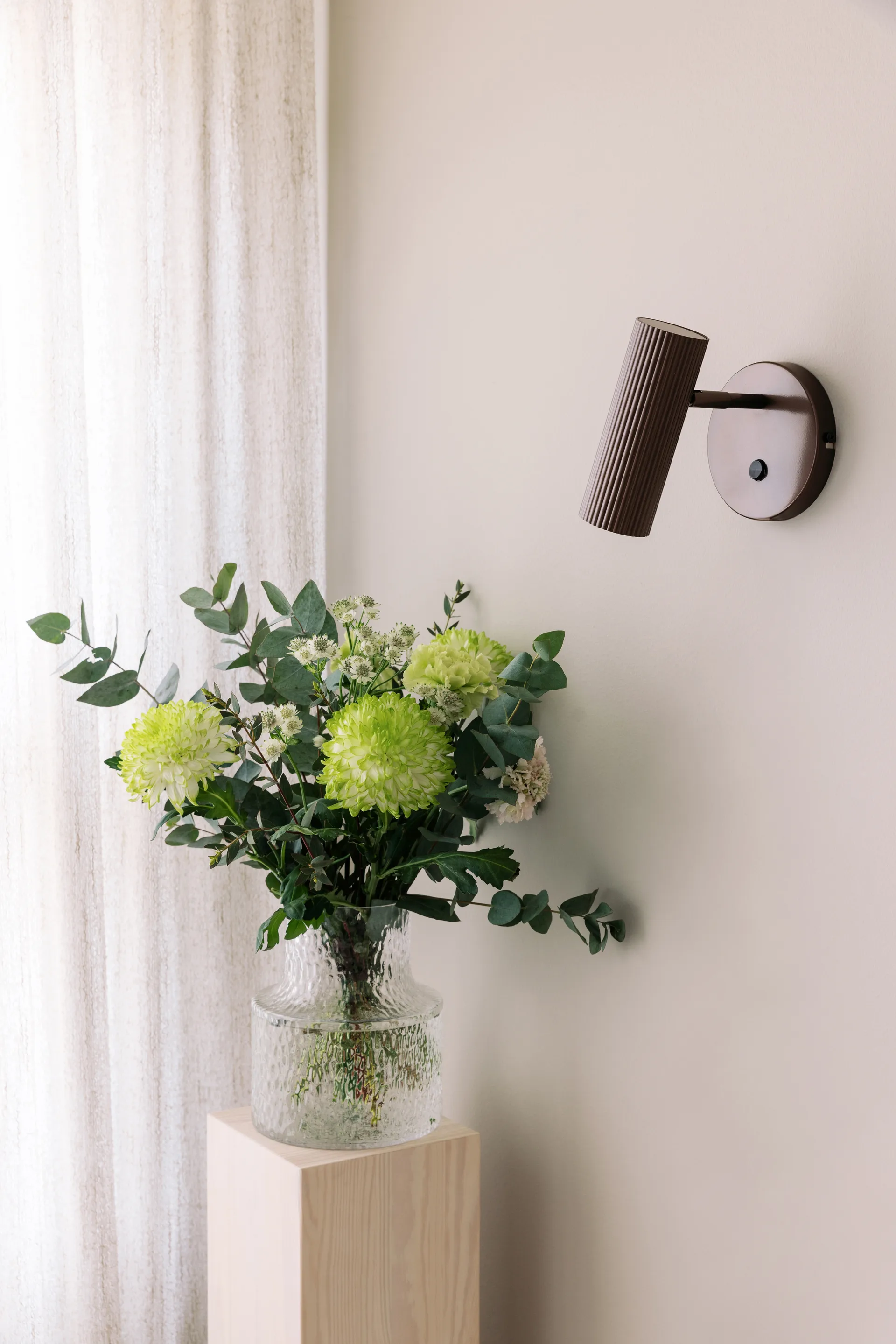 허블 벽 조명, Bronze Globen Lighting | 글로벤라이팅