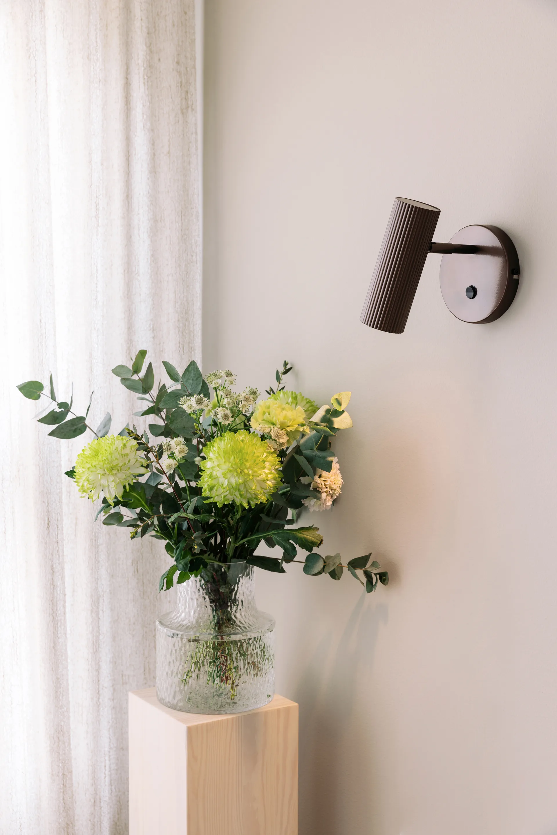 허블 벽 조명, Bronze Globen Lighting | 글로벤라이팅