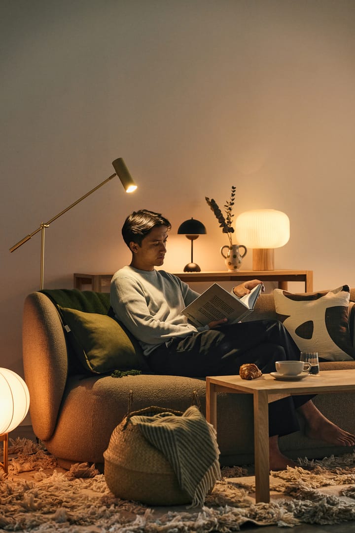 허블 플로어 조명, Brushed brass Globen Lighting | 글로벤라이팅