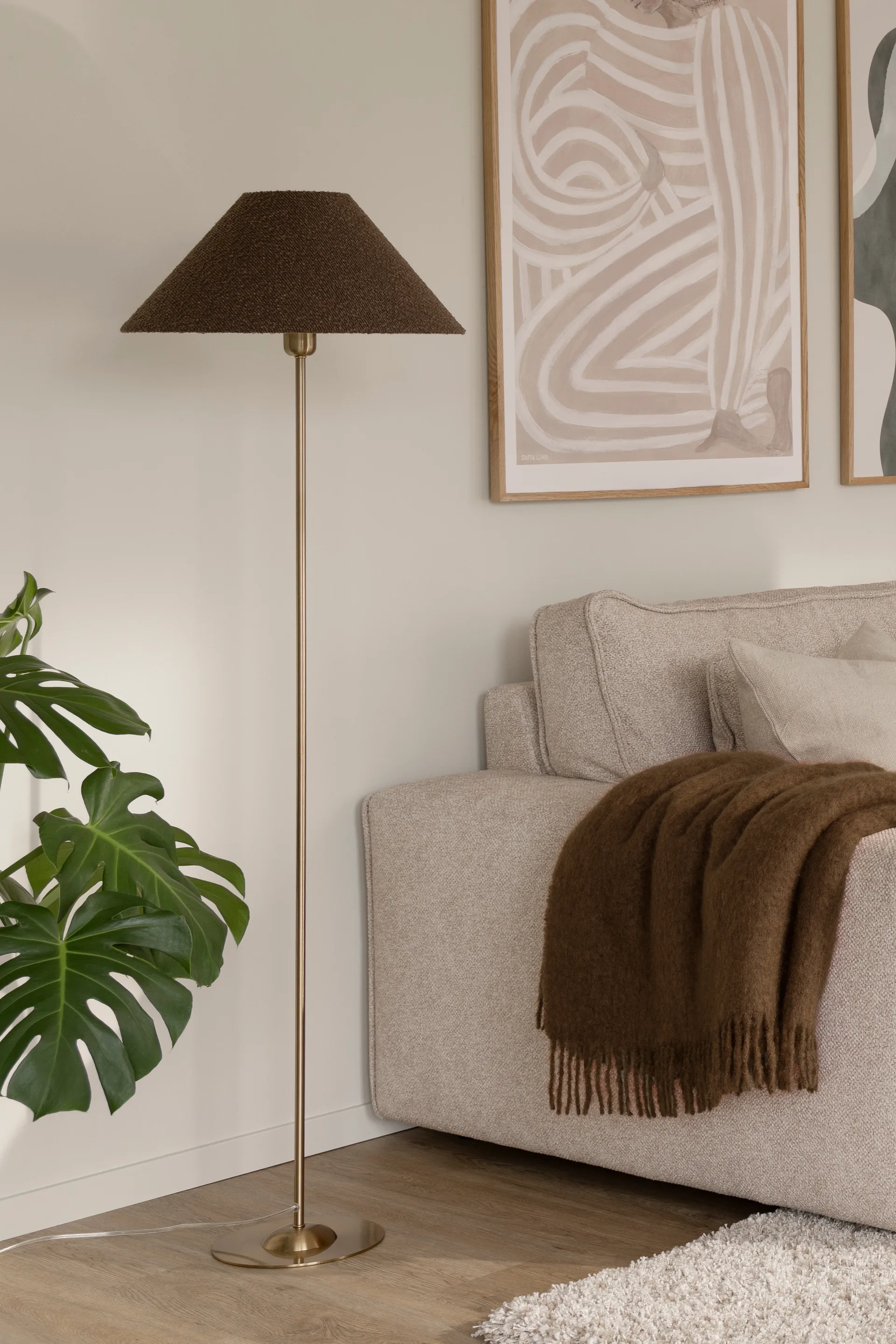 아이리스 플로어 조명 베이스, Brushed brass Globen Lighting | 글로벤라이팅