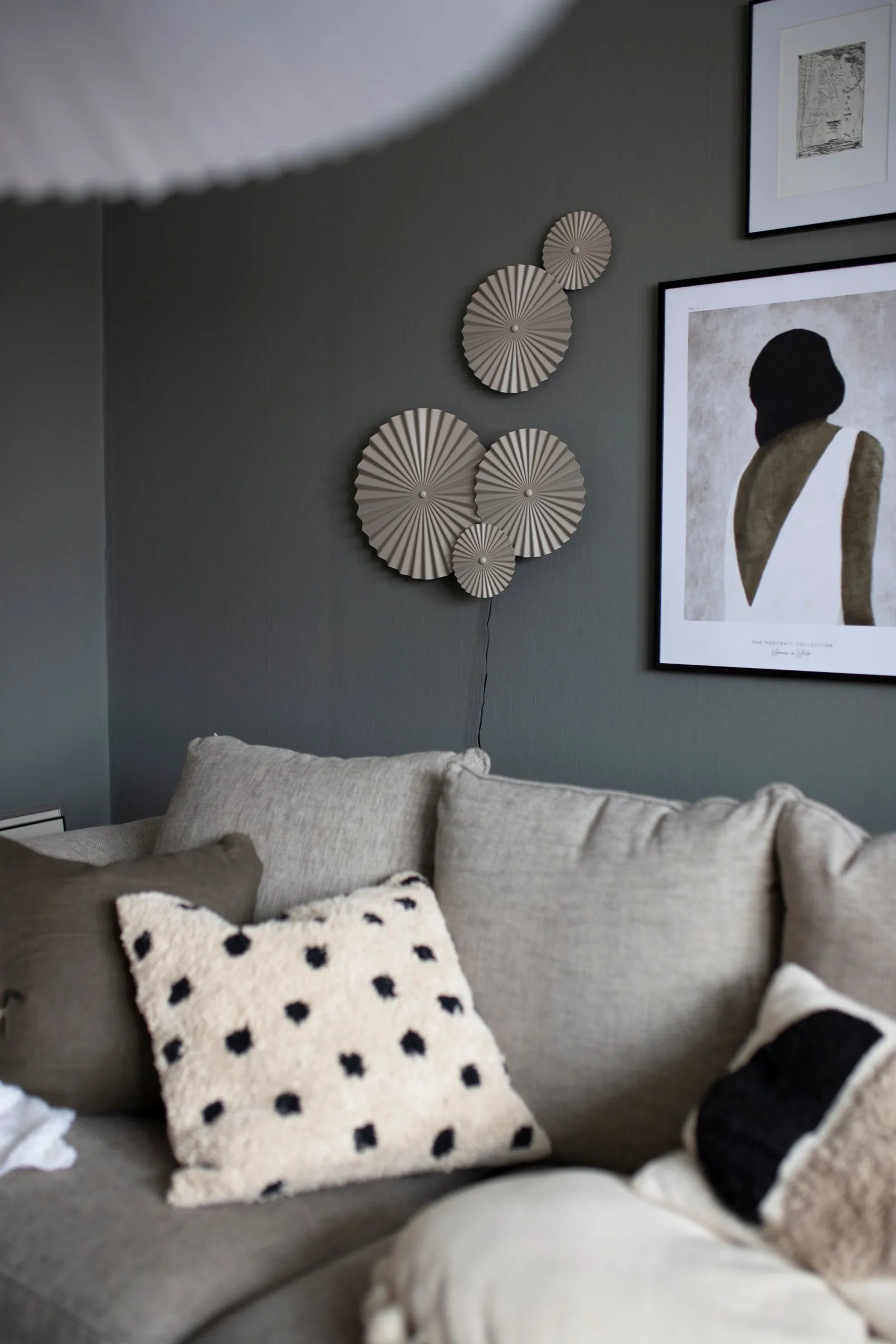 오메가 벽 조명, Mud Globen Lighting | 글로벤라이팅