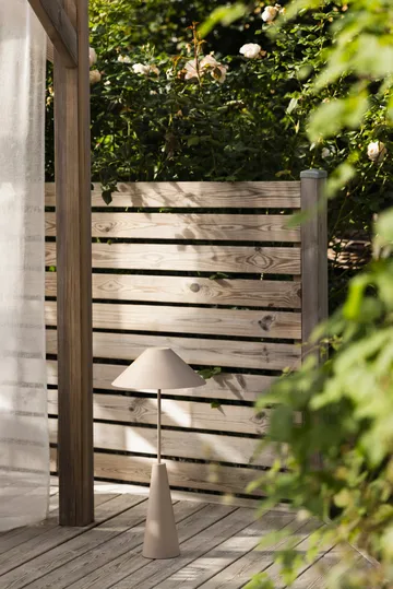 카네스 무선 플로어 조명 - Mud - Globen Lighting | 글로벤라이팅