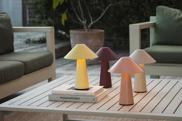 카네스 무선 테이블 조명 - Oat yellow - Globen Lighting | 글로벤라이팅