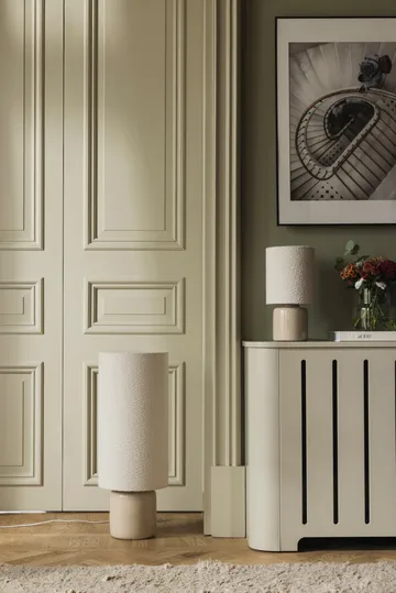 플로리안 플로어 조명 - White bouclé/beige, Ø30x80 cm - Globen Lighting | 글로벤라이팅