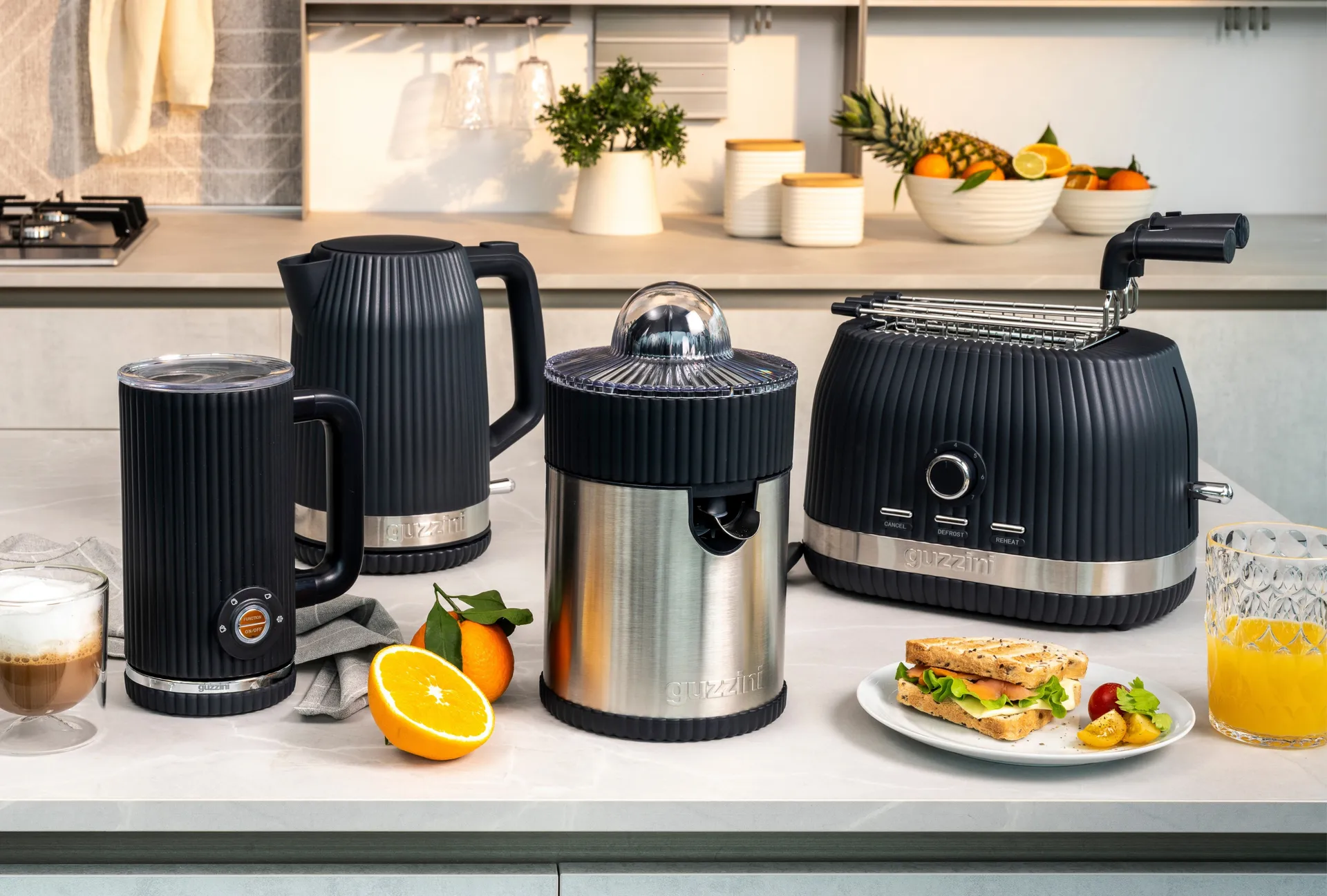 수셰프 전기 주서, Grey Guzzini