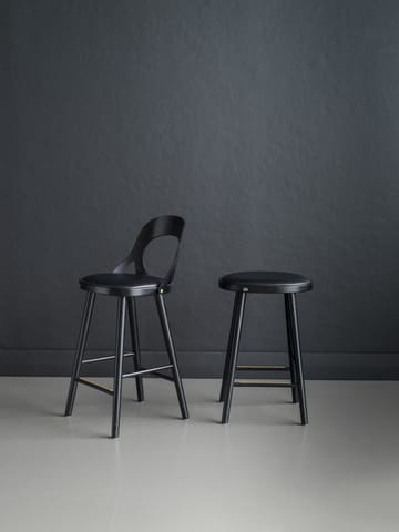 Colibri 바 스툴 63 cm - Black stained oak-black pad - Hans K | 한스 케이