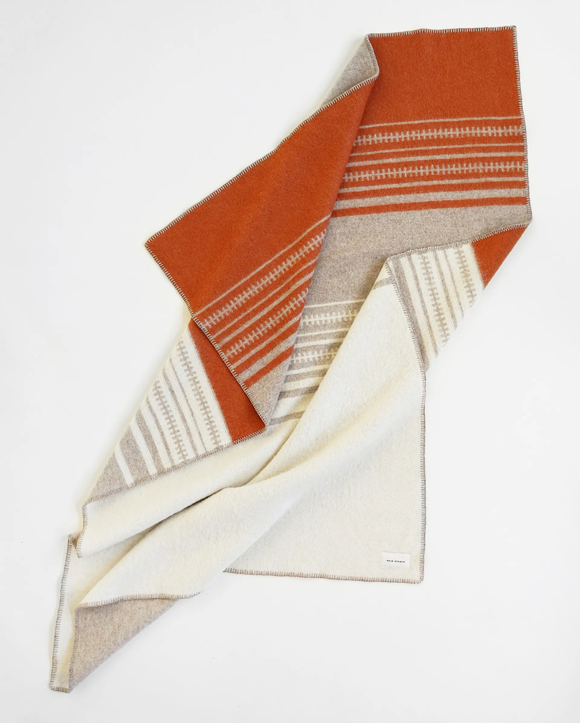 아이야나 담요 130x180 cm, No. 01 Hein Studio | 헤인 스튜디오