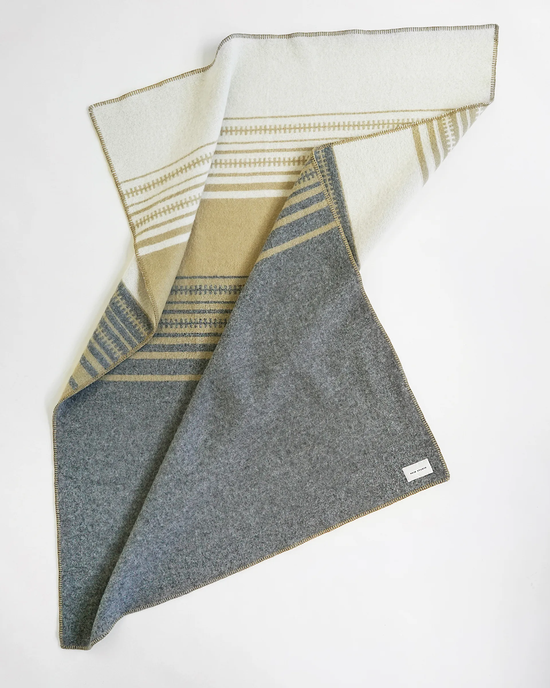 아이야나 담요 130x180 cm, No. 02 Hein Studio | 헤인 스튜디오