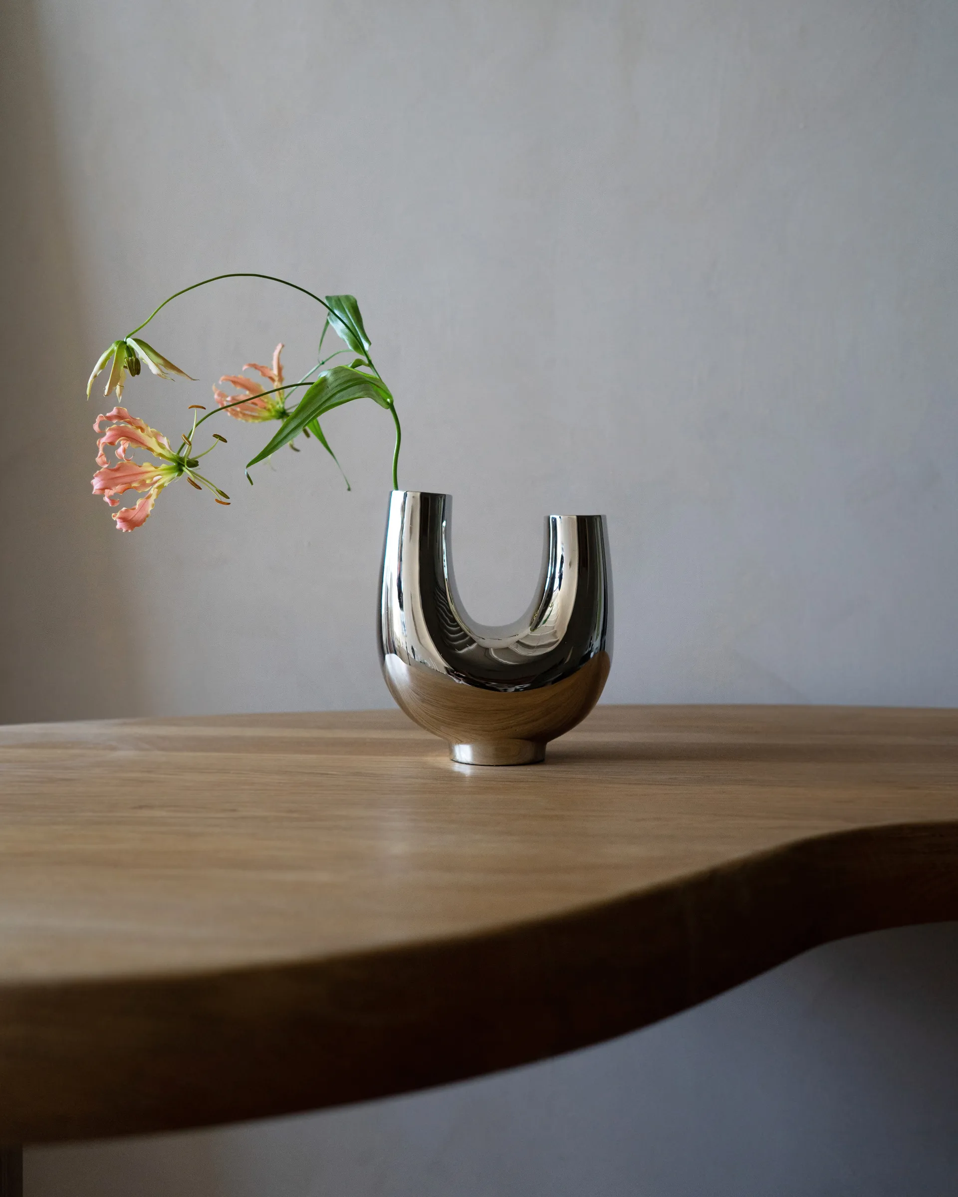 카즈미 화병, Nickel Hein Studio | 헤인 스튜디오