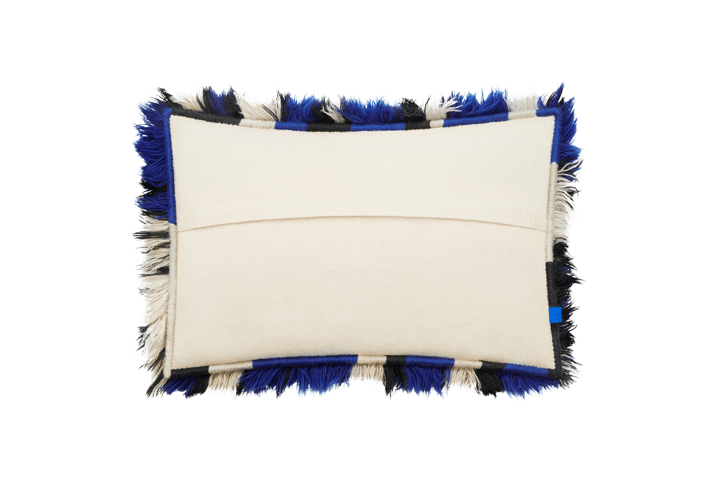 몬스터 쿠션 라지 40x60 cm, Ultramarine blue-off white Hem | 헴
