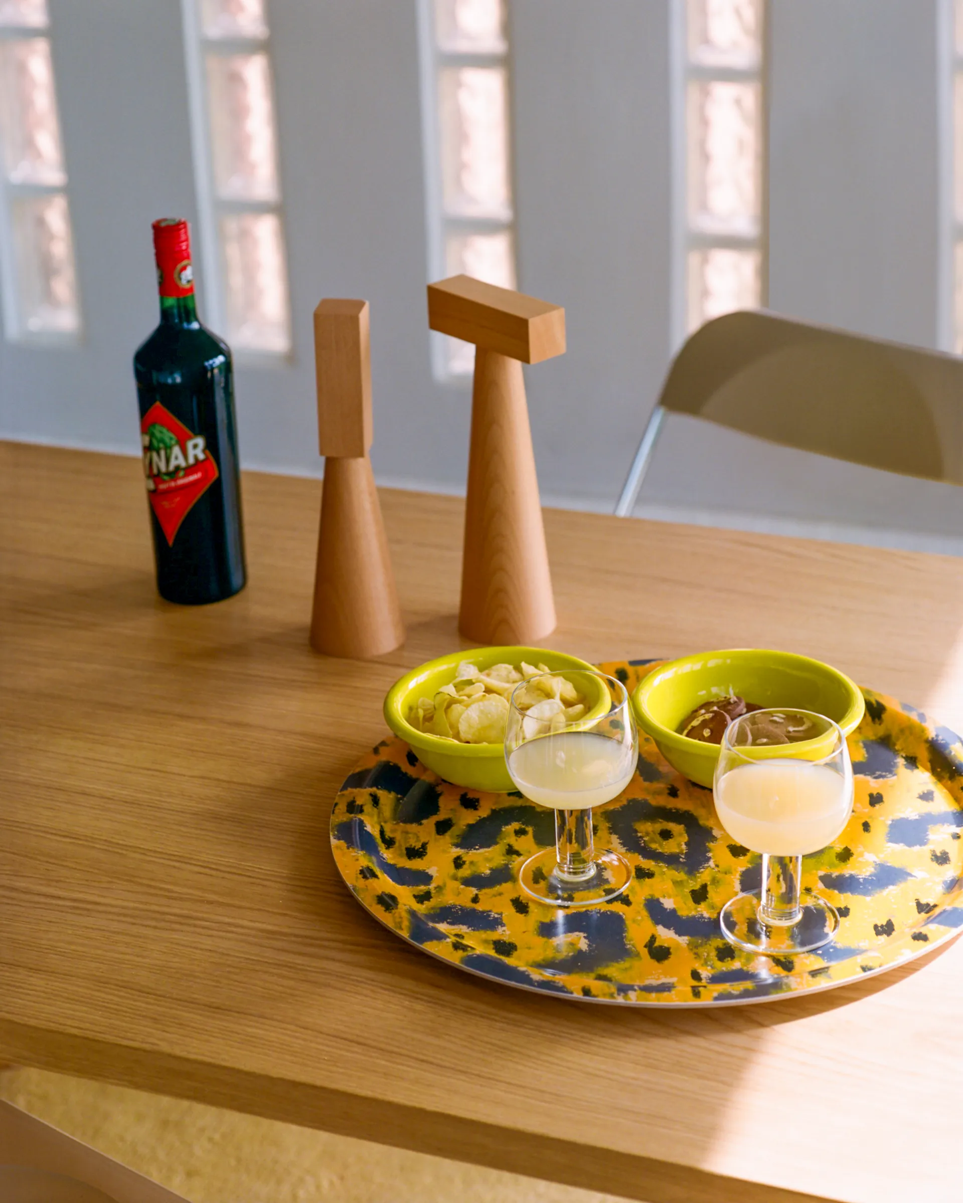 몬스터 트레이 미듐 Ø49 cm, Ochre yellow-grey-black Hem | 헴