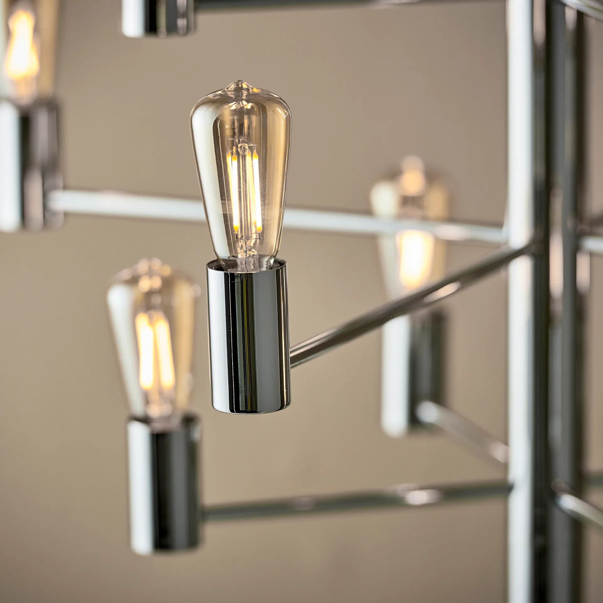 마놀라 12 샹들리에 펜던트 조명, chrome Herstal | 허스탈