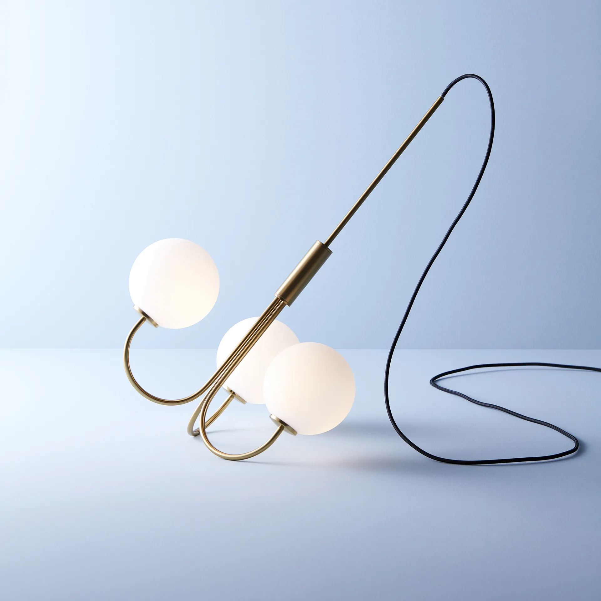 볼온 샹들리에 펜던트 조명, brass Herstal | 허스탈