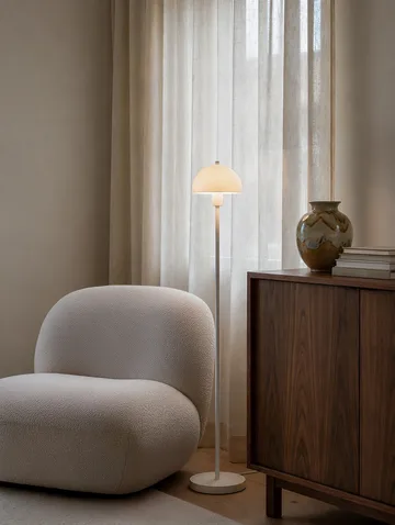 비엔다 플로어 조명 - White-opal glass - Herstal | 허스탈