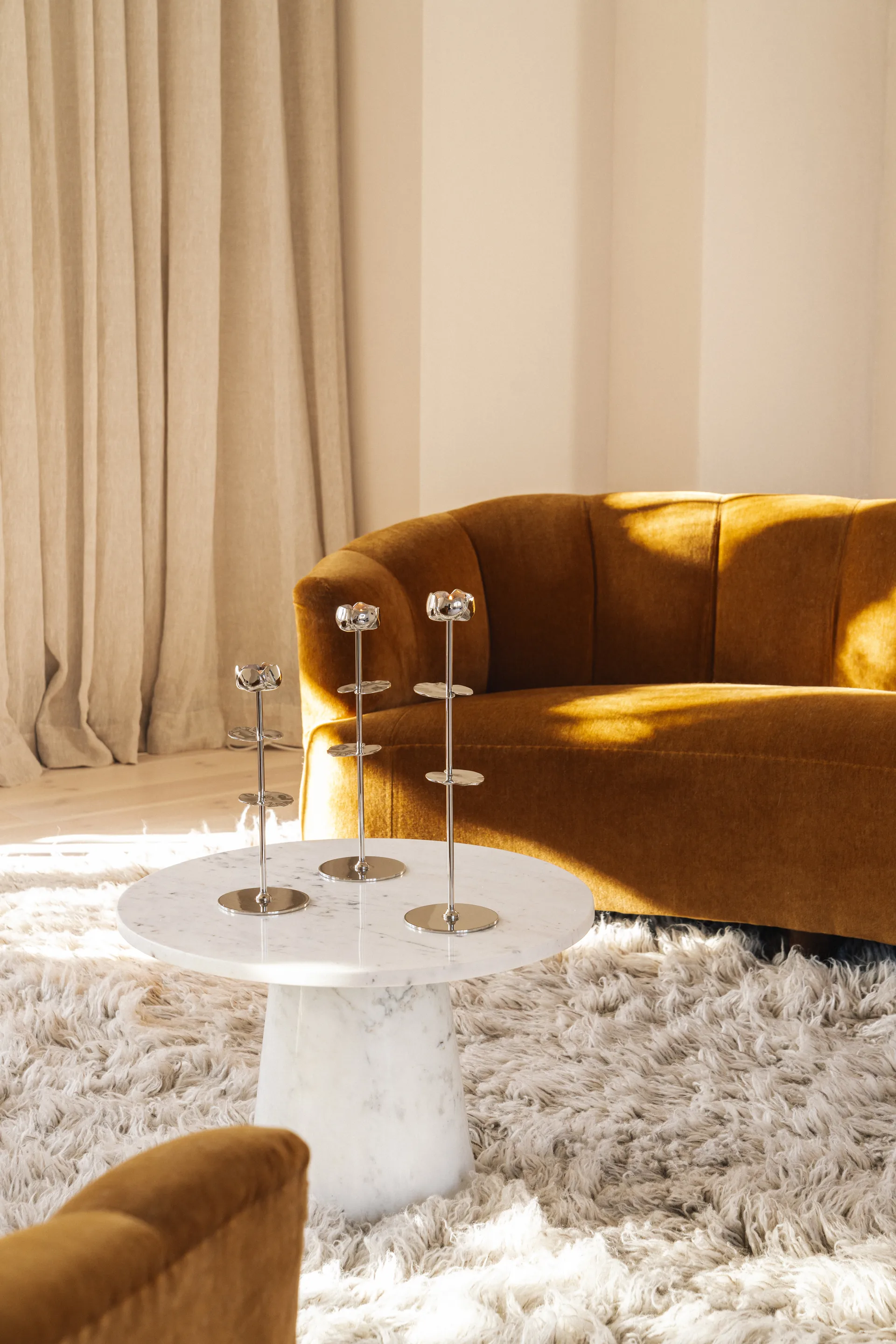 닌페아 알타 캔들스틱 40 cm, Nickel-plated brass Hilke Collection | 힐케 콜렉션