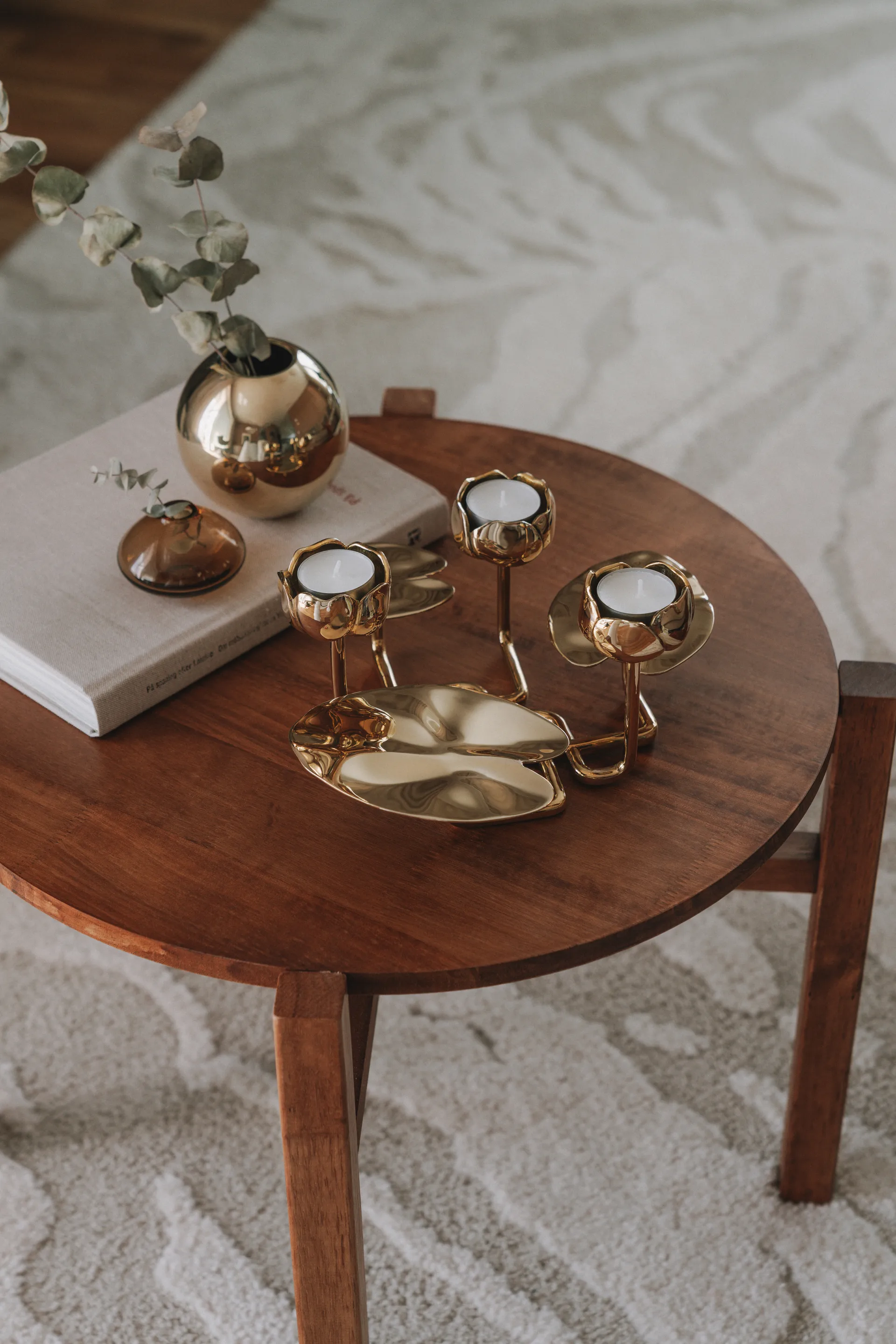 닌페아 그란데 캔들스틱, Brass Hilke Collection | 힐케 콜렉션