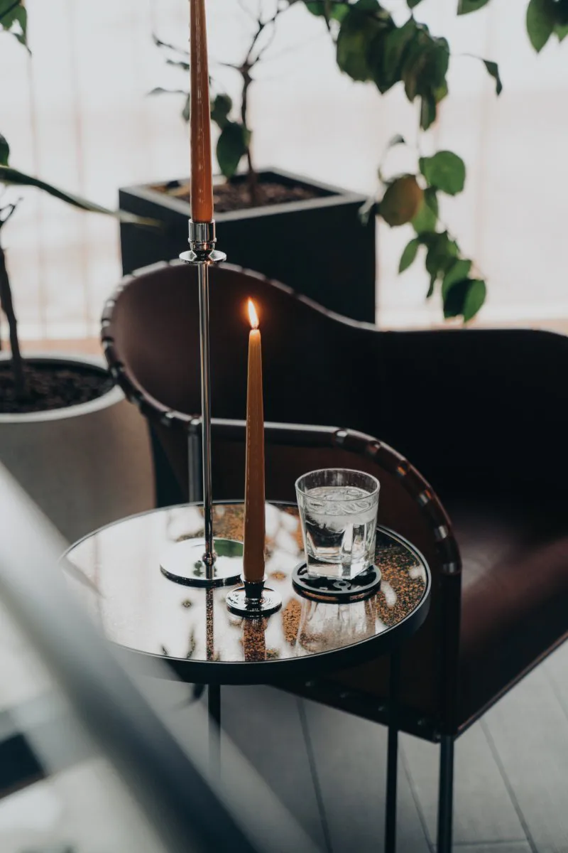 바쏘 로우 캔들스틱, Nickel-plated brass Hilke Collection | 힐케 콜렉션