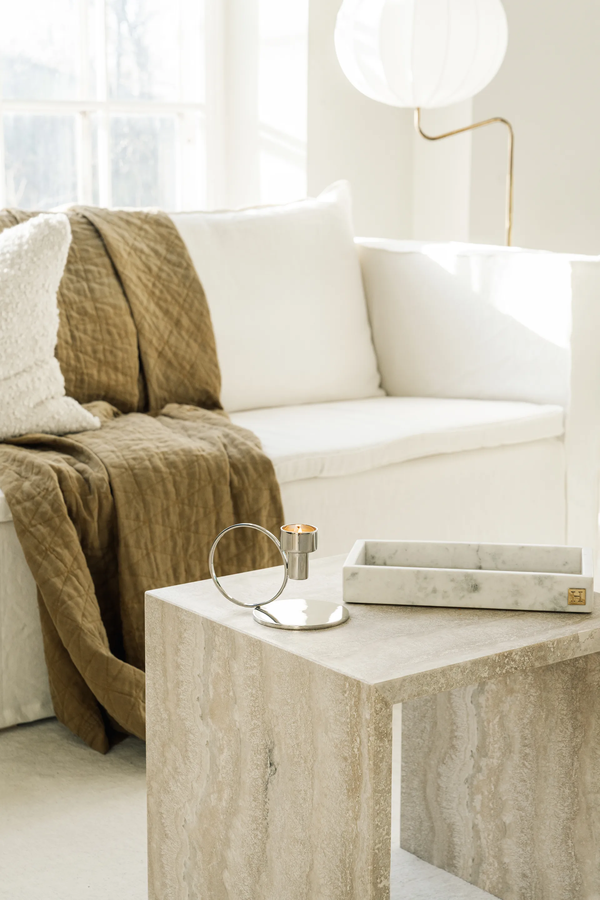 인시에메 캔들스틱, Nickel-plated brass Hilke Collection | 힐케 콜렉션