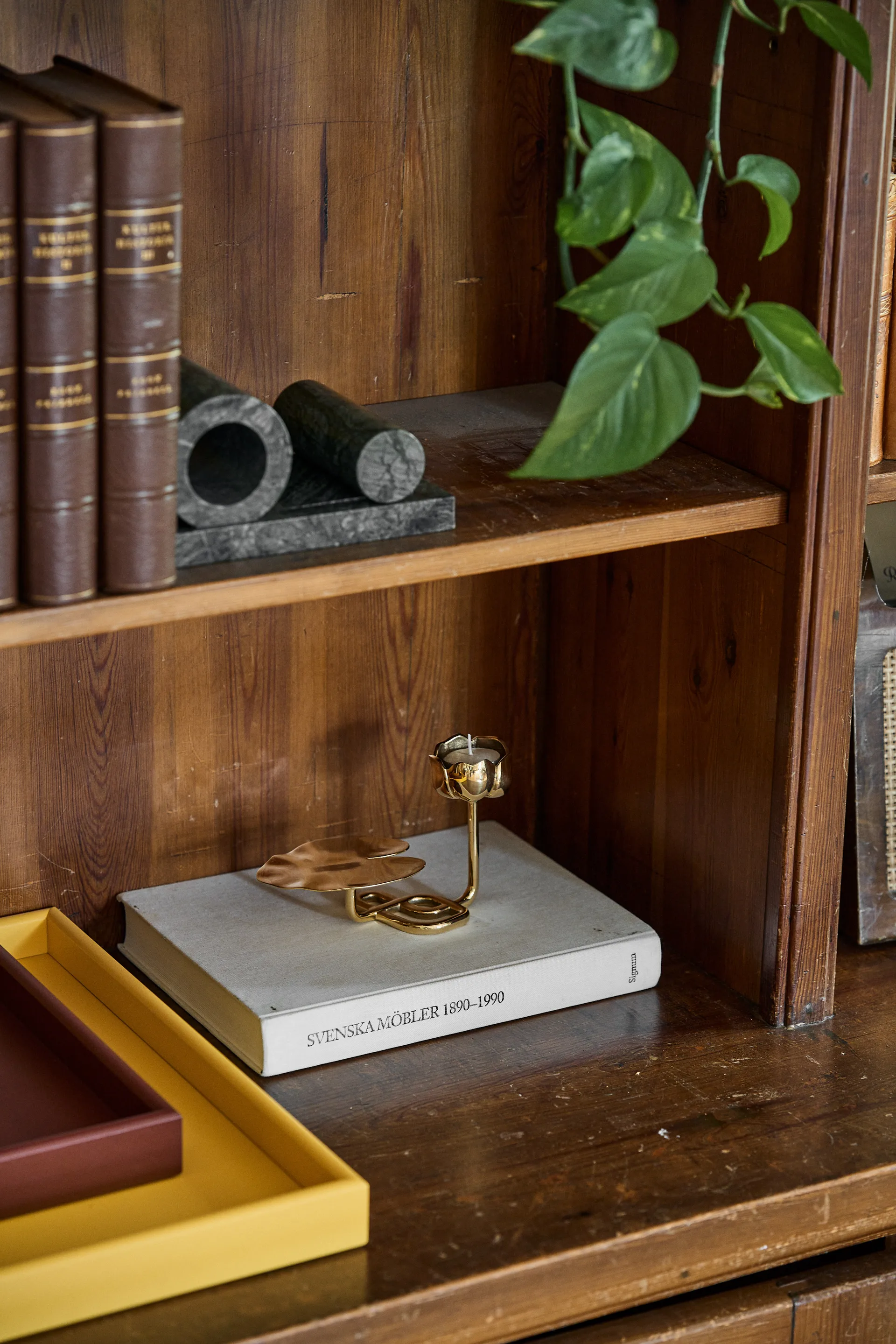 닌페아 No.1 캔들스틱, Brass Hilke Collection | 힐케 콜렉션