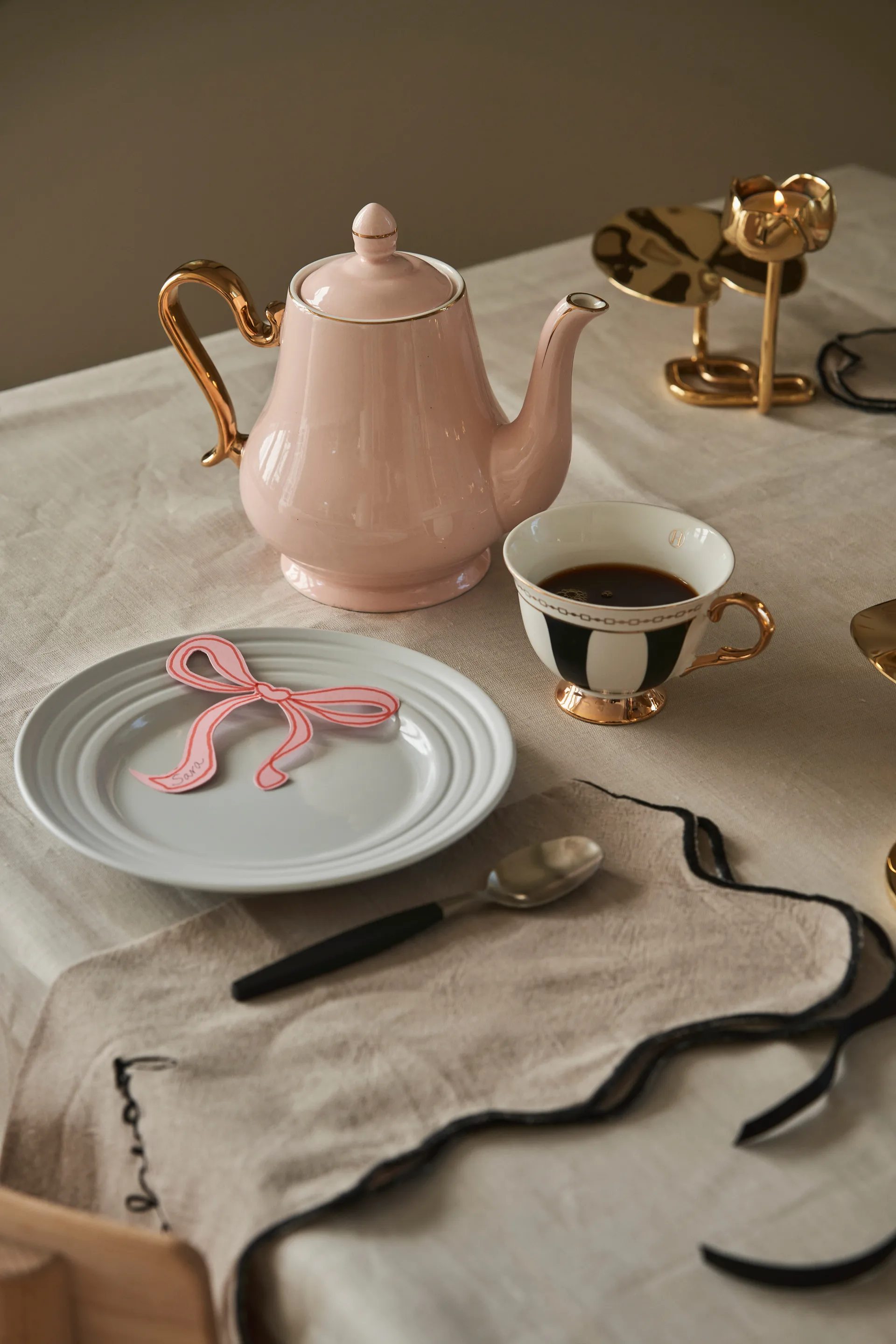 Strisce 네로 컵 & 소서, 22 cl Hilke Collection | 힐케 콜렉션