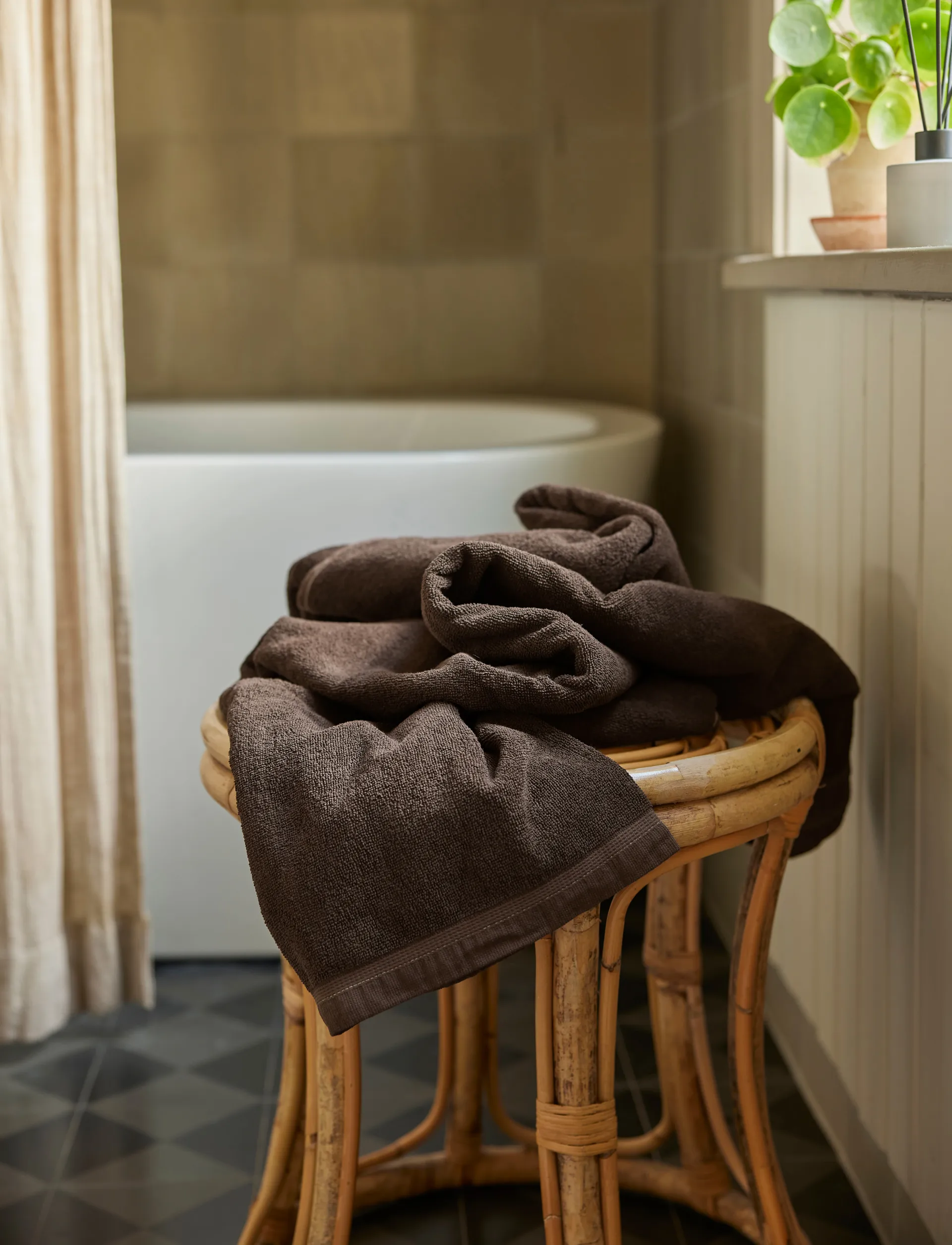 리나 타월 쇼콜라, 100x150 cm Himla | 힘라