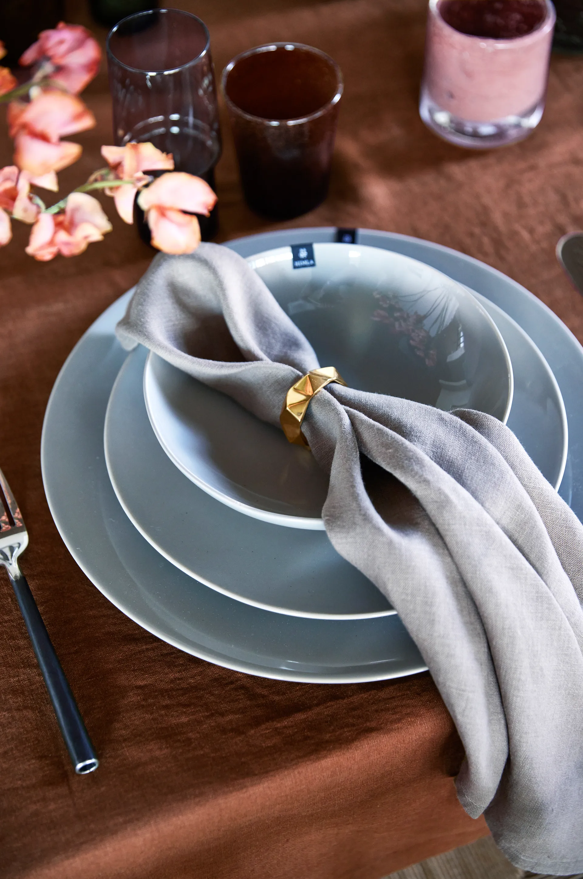 선샤인 테이블보 145x250 cm, Rustique (brown) Himla | 힘라