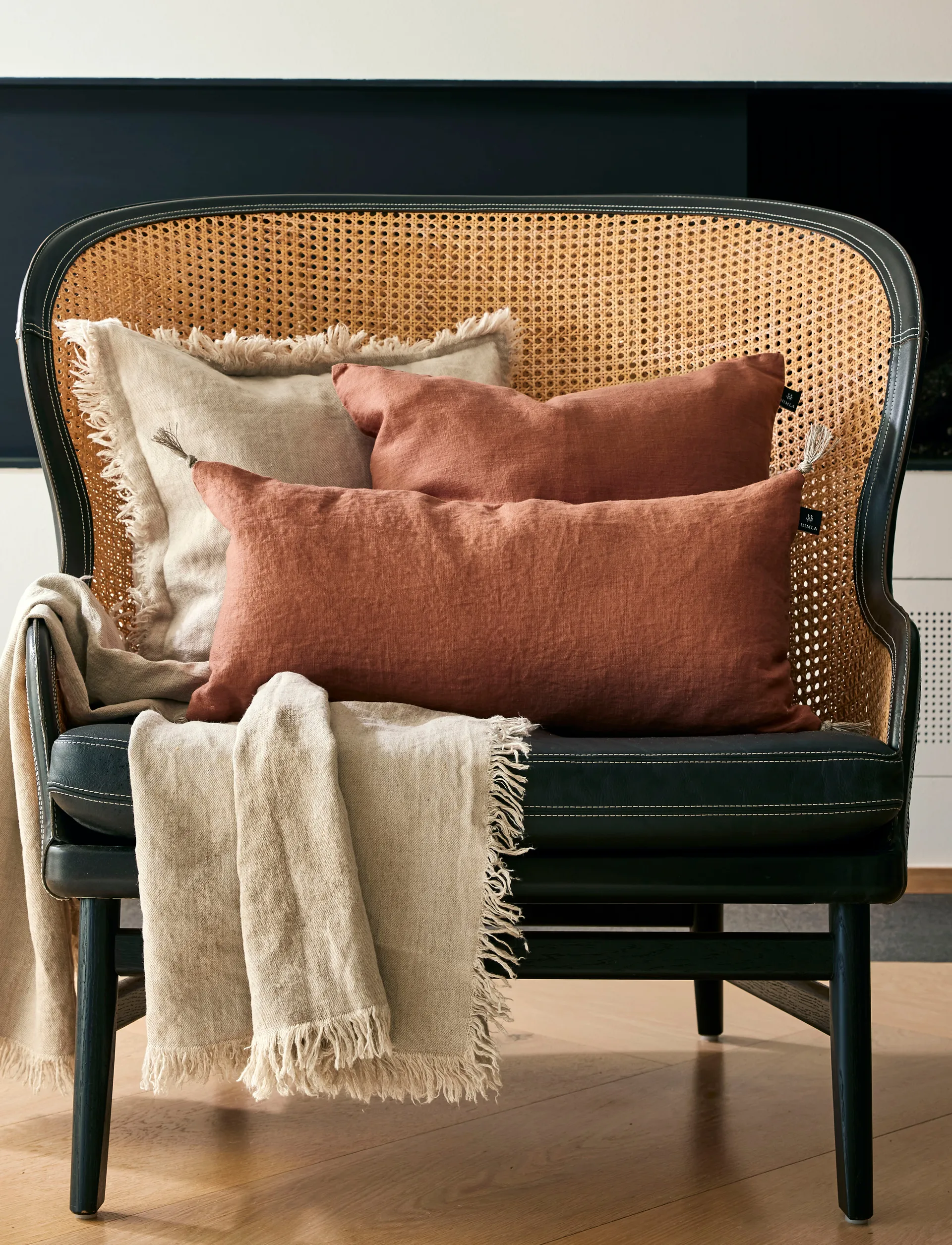 선샤인 쿠션 커버 태슬 30x60 cm, Grounded Himla | 힘라