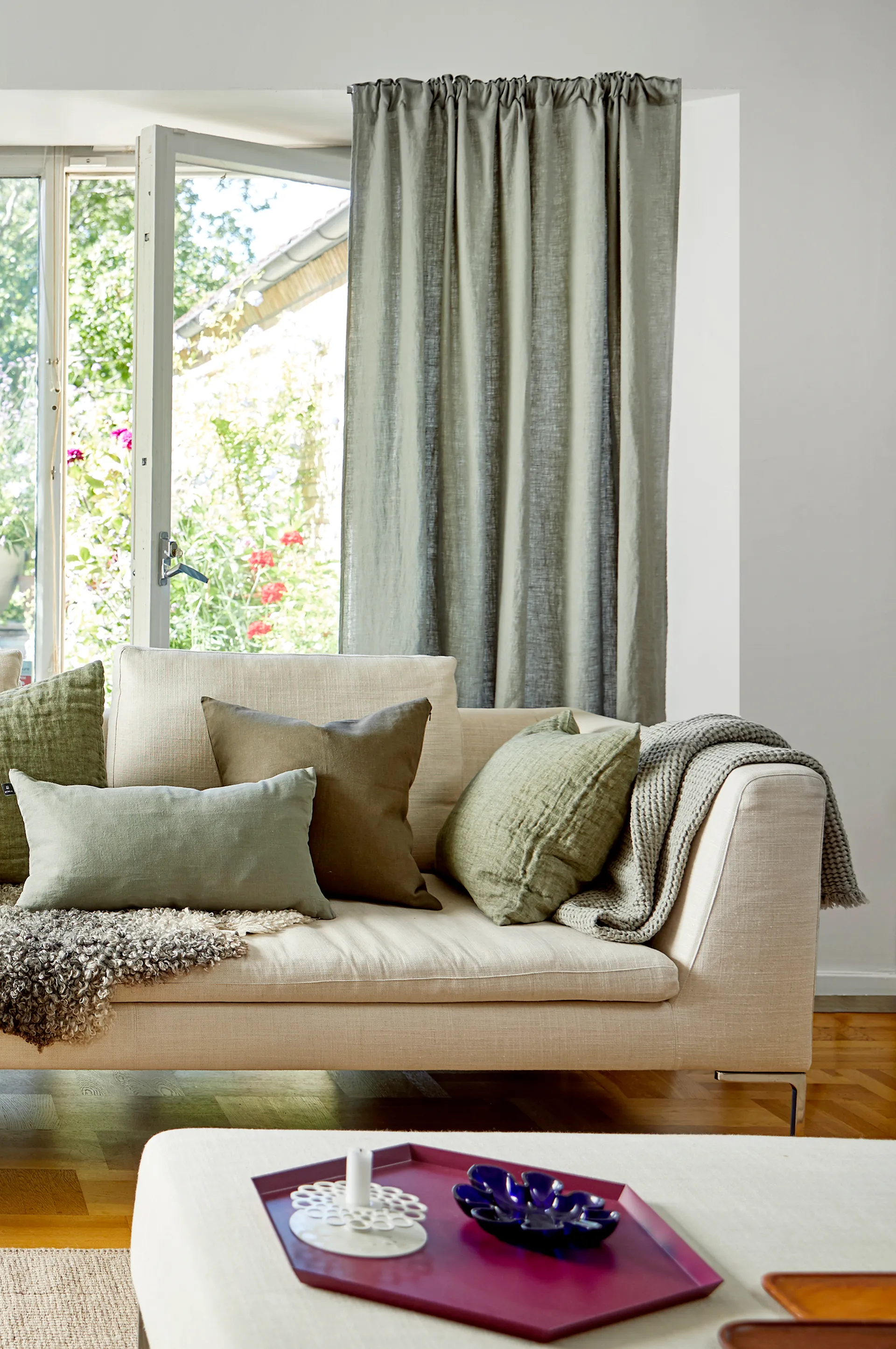 하넬린 쿠션 커버 50x50 cm, Herbary Himla | 힘라