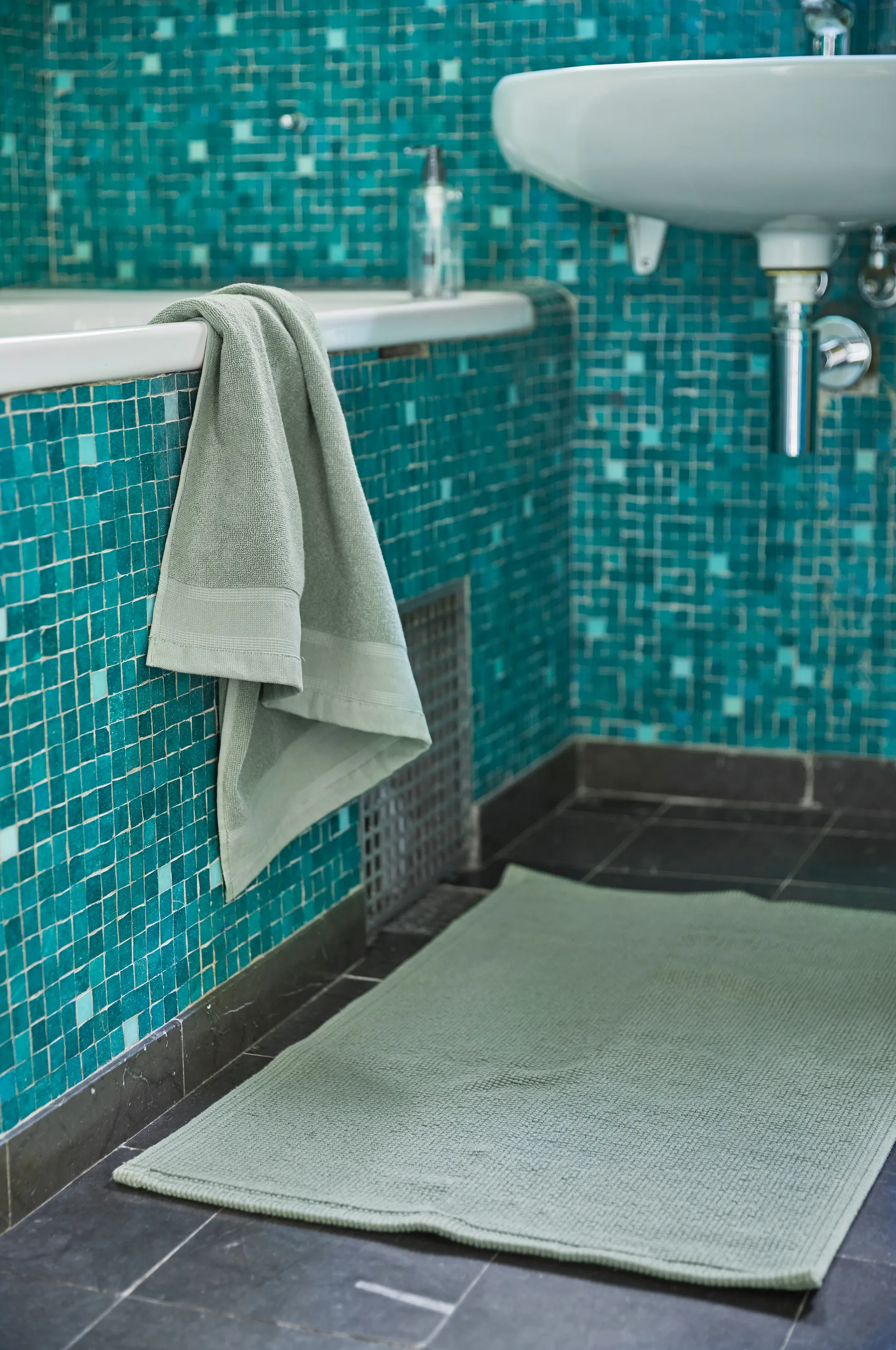 러브 욕실 매트 70x110 cm, Sage Himla | 힘라