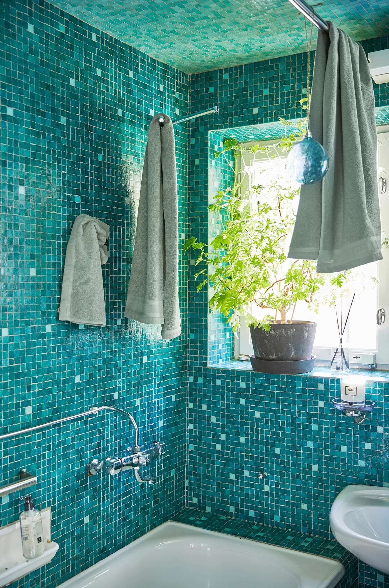 리나 타올 세이지, 70x140 cm Himla | 힘라