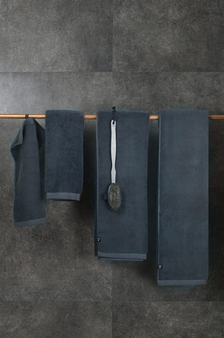 맥사임 오가닉 타월 블루 섀도우 - 70x140 cm - Himla | 힘라