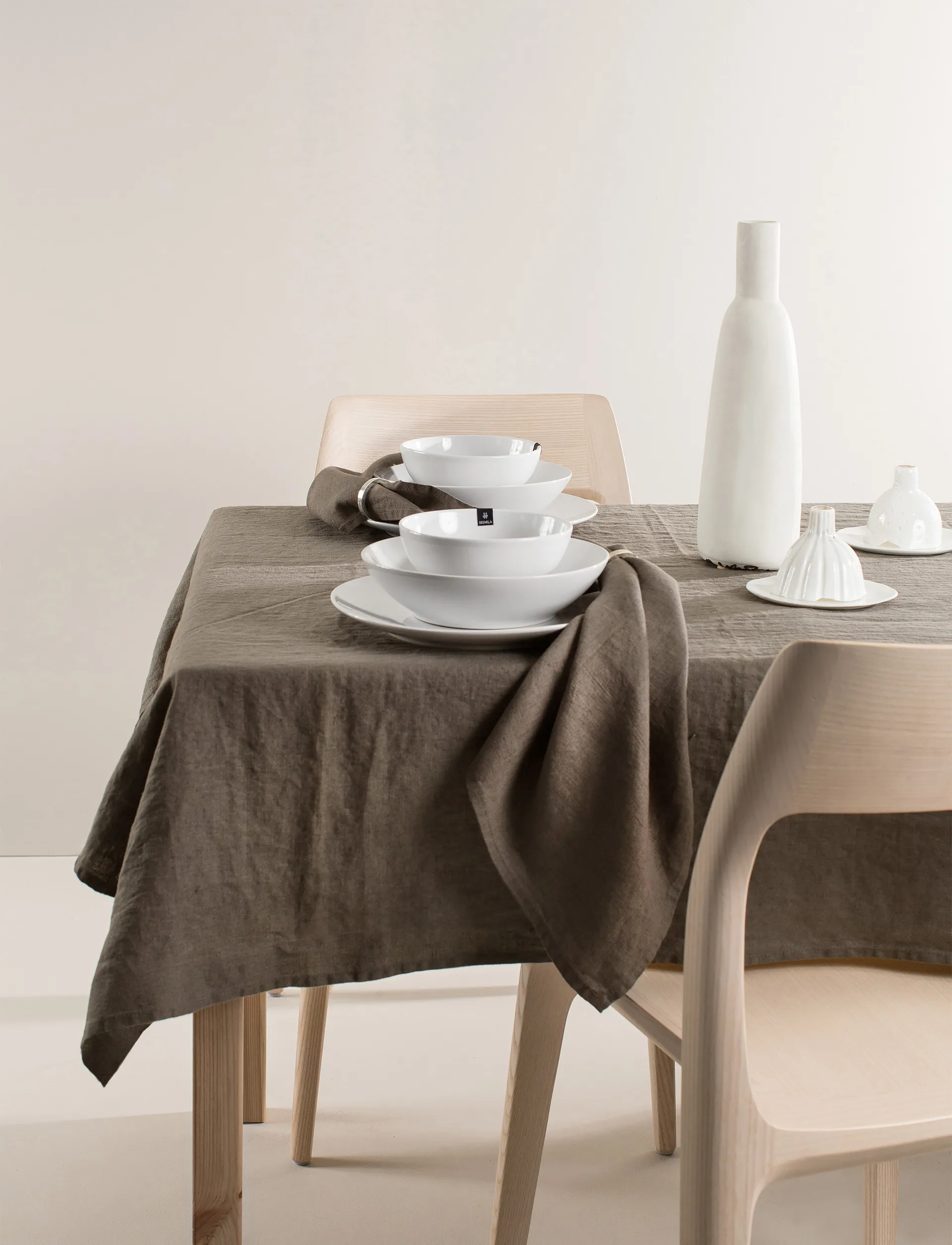 선샤인 테이블 클로스, Coffee, 140x250 cm Himla | 힘라