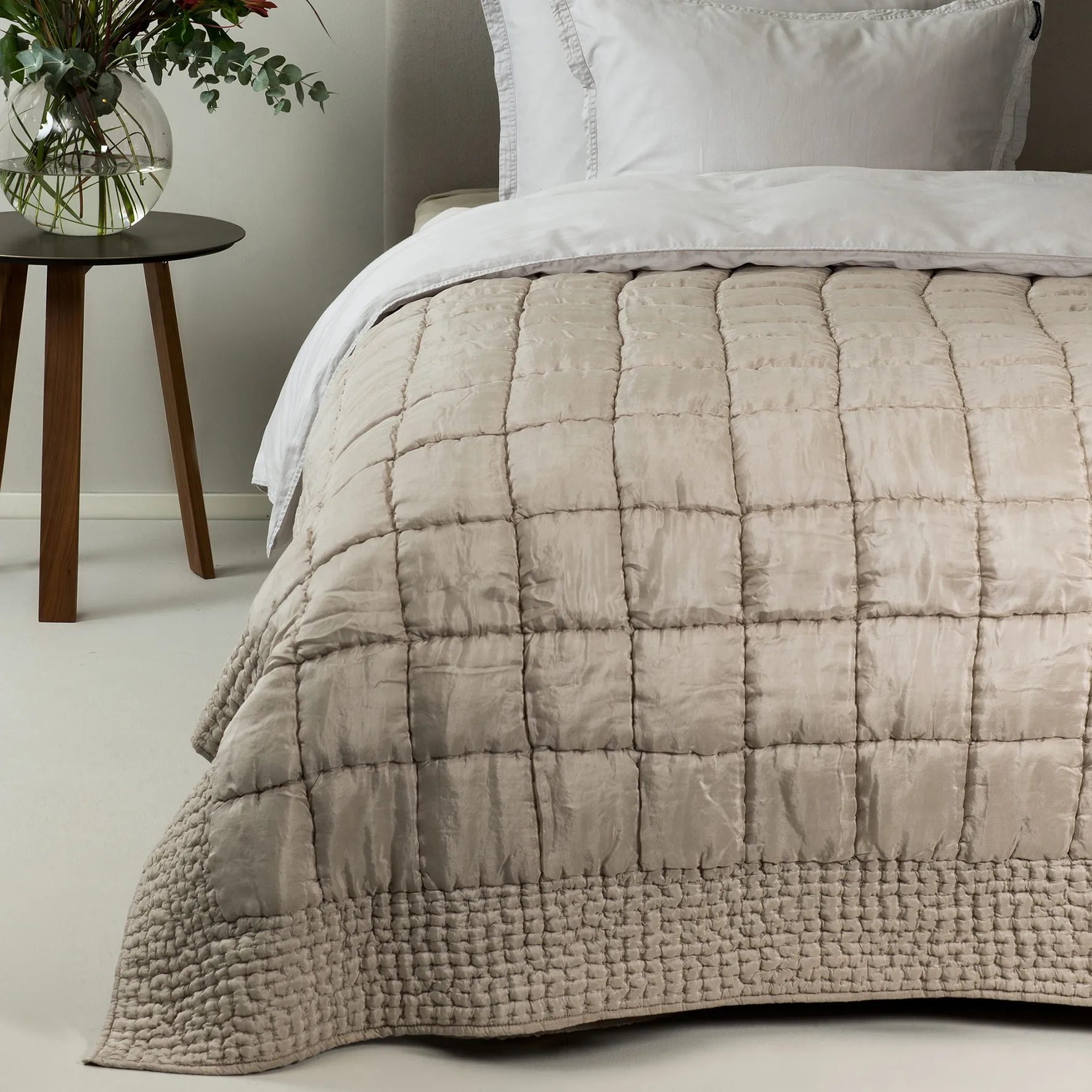 Delia 배드스트레드 샴페인, 160x240 cm Himla | 힘라