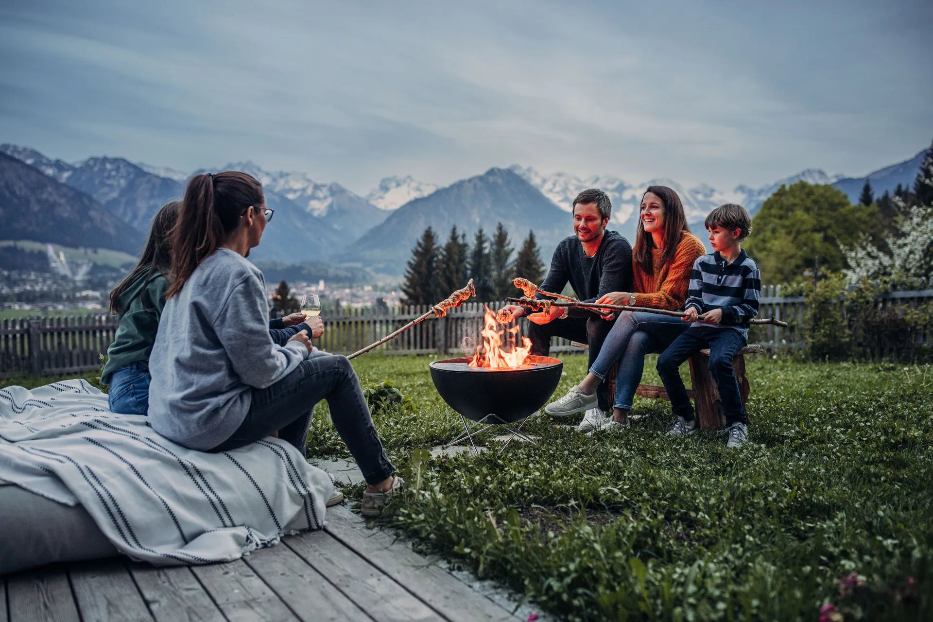 BOWL 57 화로용 스타 베이스, Silver Höfats