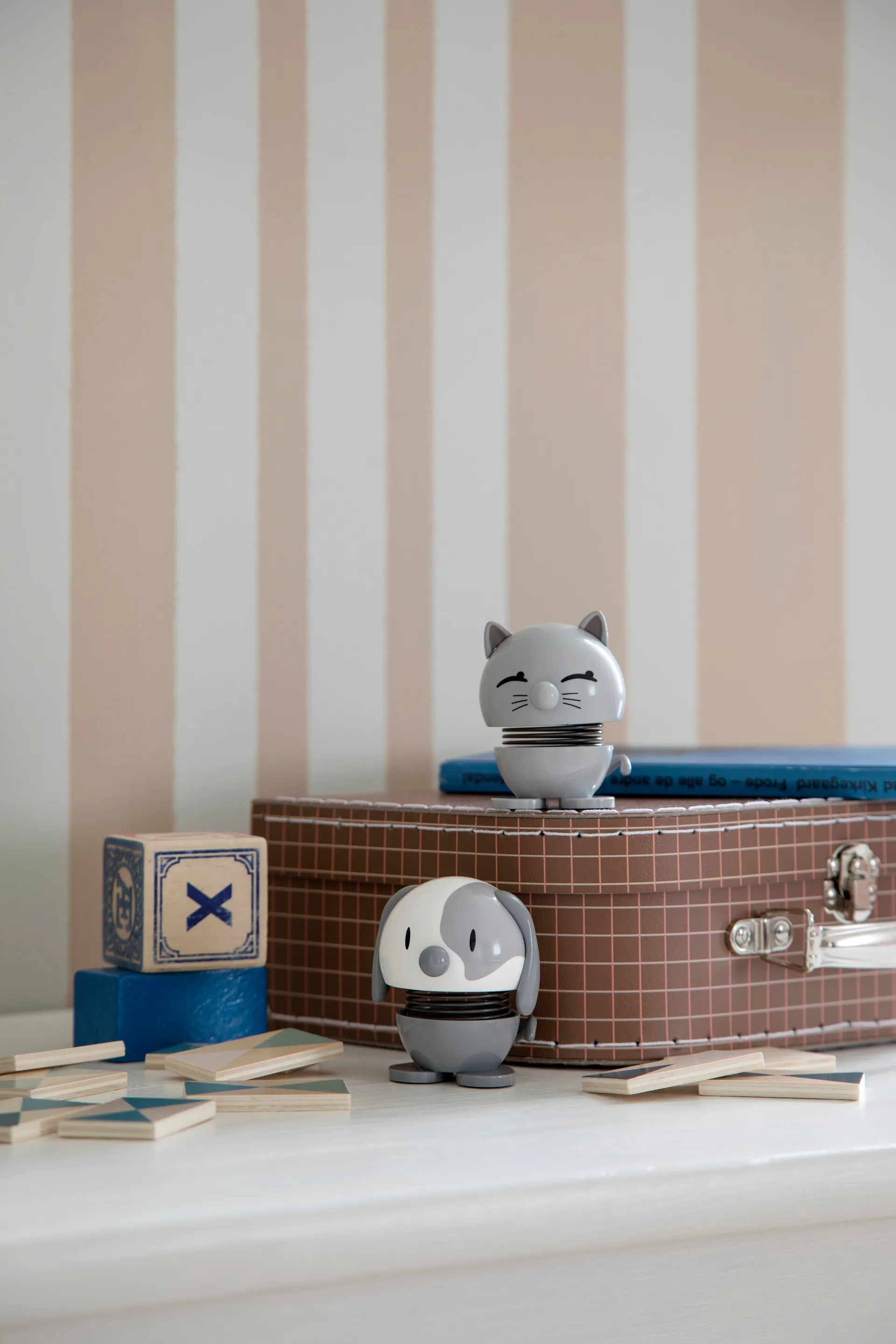 홉티미스트 강아지 피규어 6.9 cm, Cool grey Hoptimist | 홉티미스트