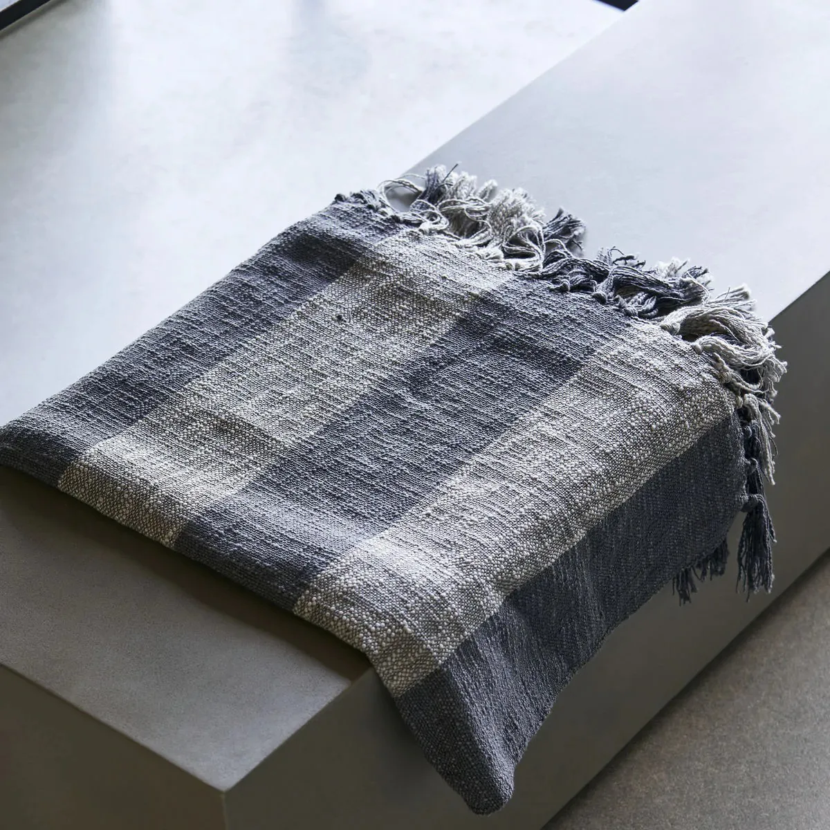 폰라 스로우 130x180 cm, Grey House Doctor | 하우스닥터