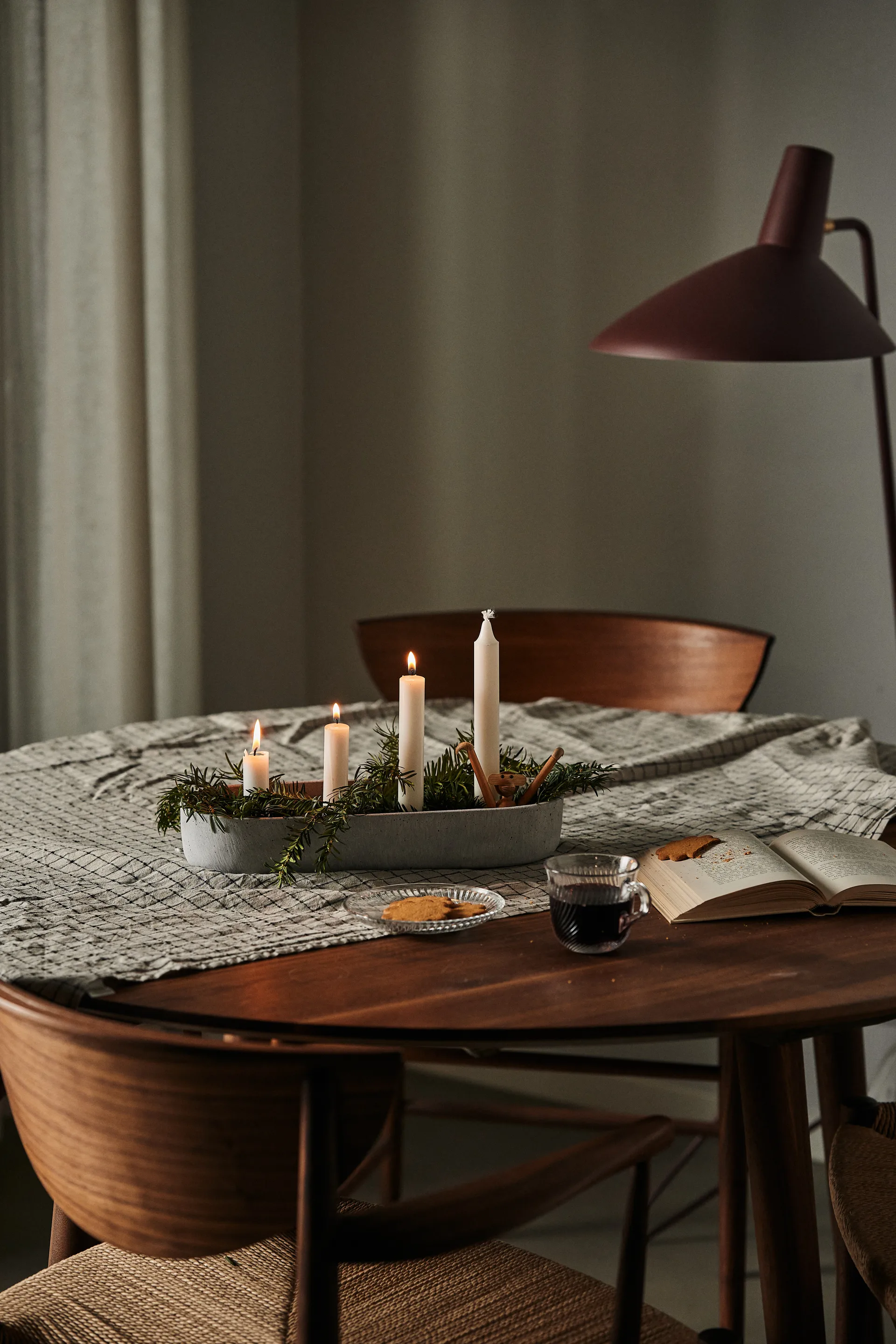 마르브 대림절 캔들 홀더 13x35 cm, Concrete House Doctor | 하우스닥터