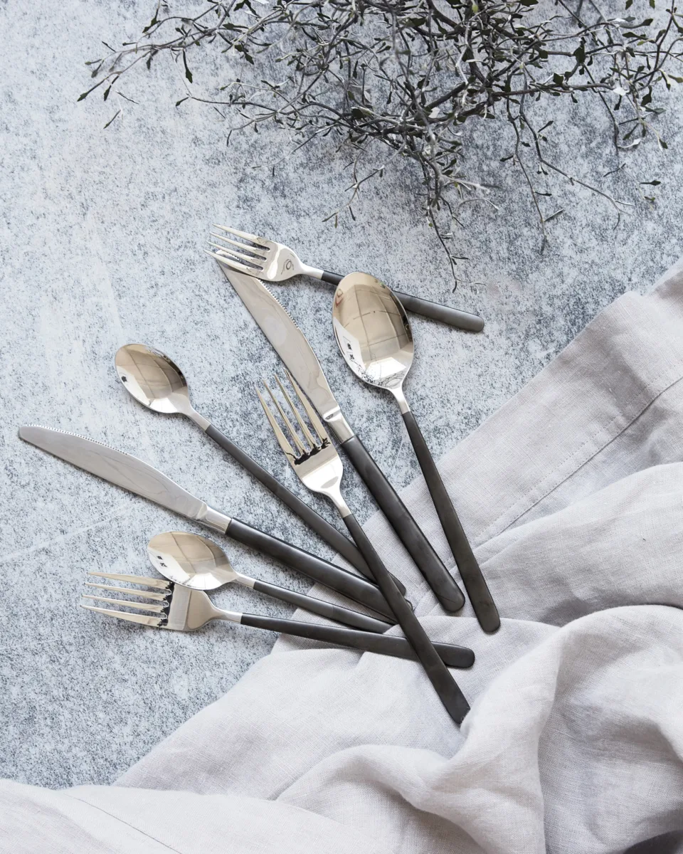 옥스 커트러리 세트 16개 세트, Black-silver House Doctor | 하우스닥터