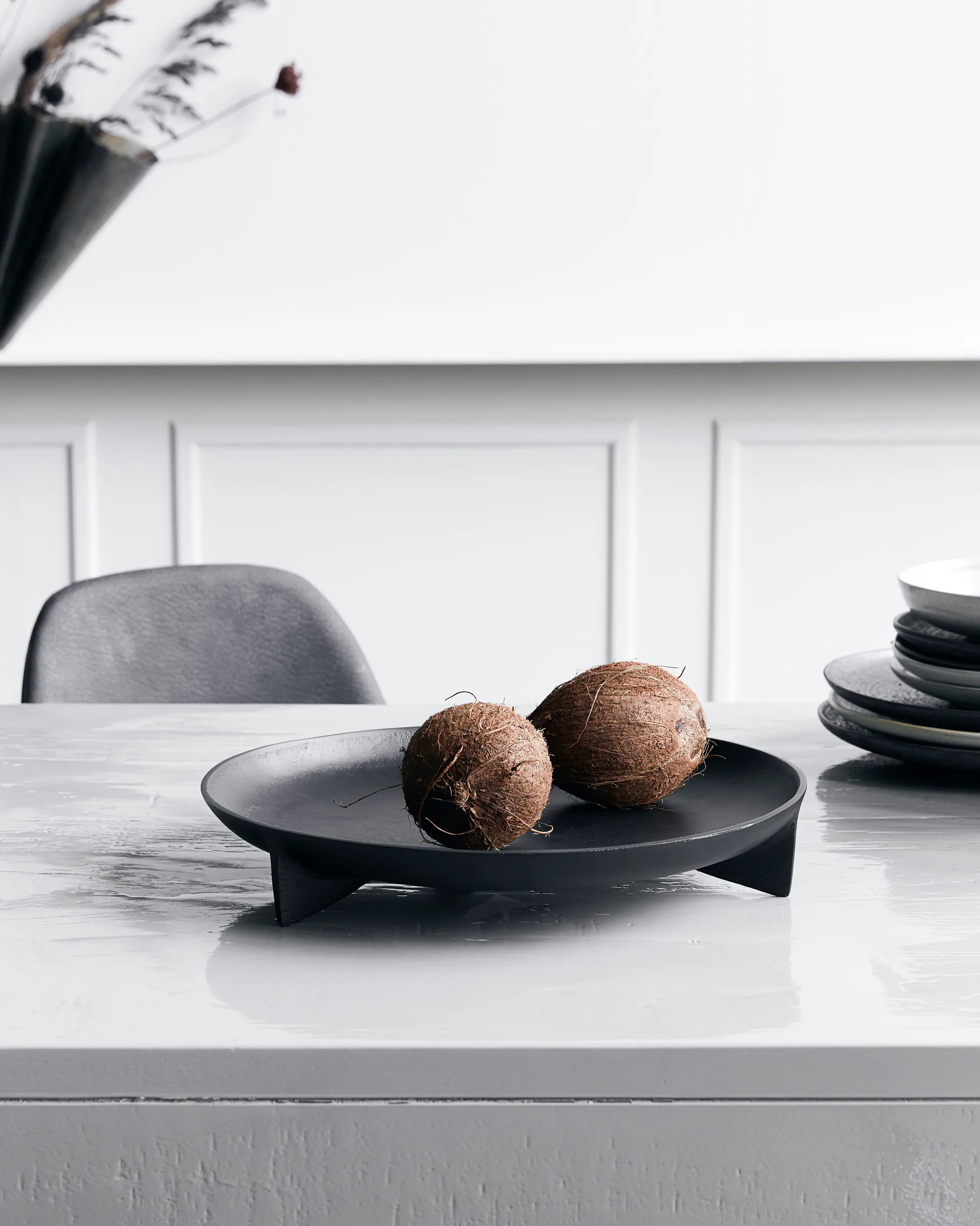 주철 장식용 메탈 트레이 Ø38 cm, Black House Doctor | 하우스닥터