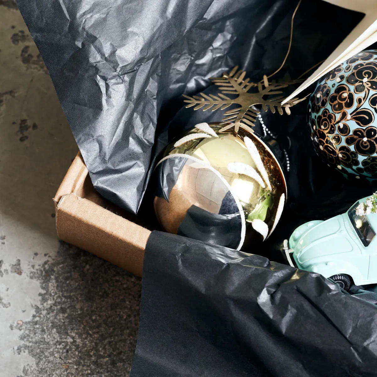 글로위 크리스마스 트리 바우블 Ø4 cm 6개 세트, Gold House Doctor | 하우스닥터