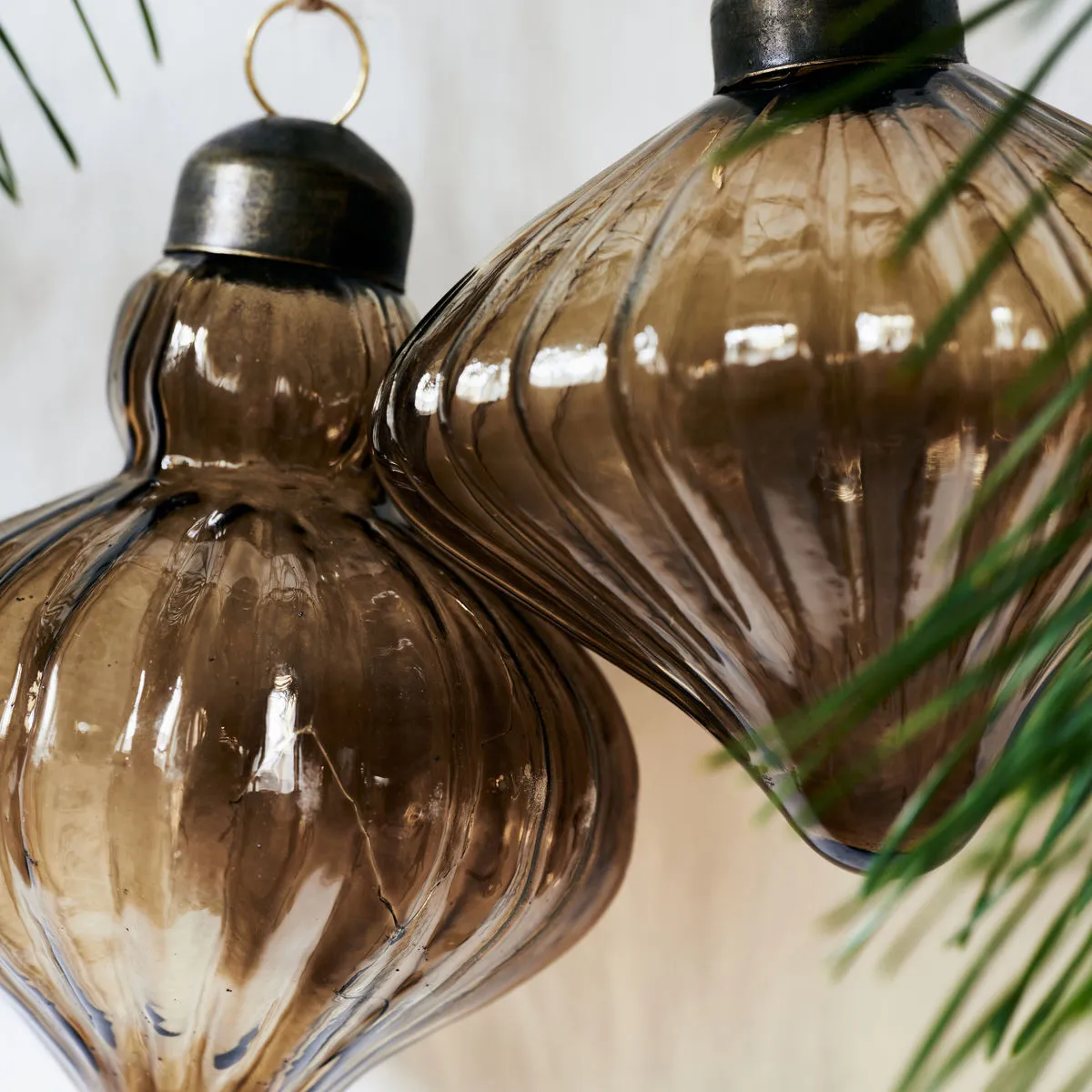 플루티드 크리스마스 바우블 Ø6.5 cm 2 pieces, Amber House Doctor | 하우스닥터