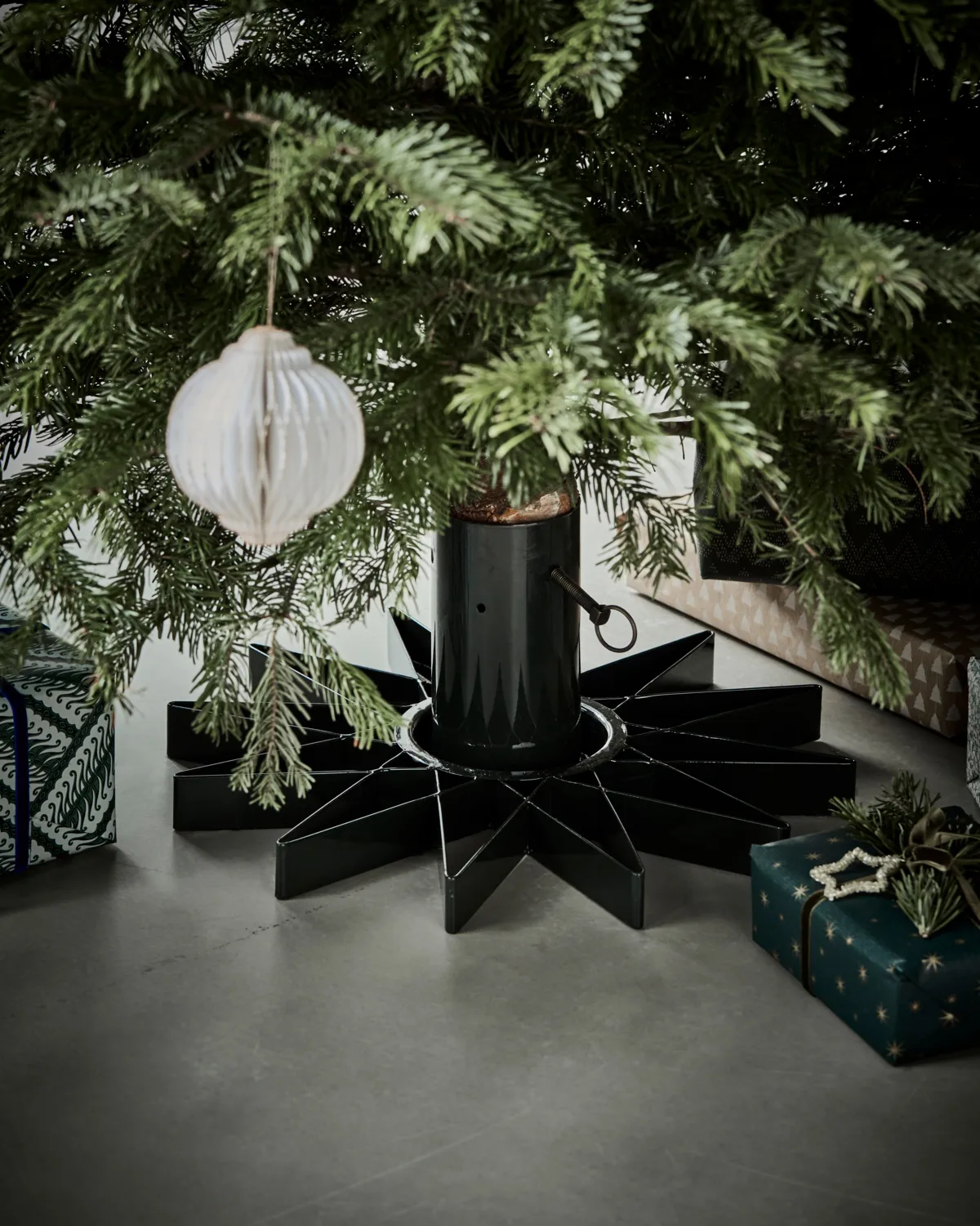 스타 크리스마스 트리 풋, Dark green House Doctor | 하우스닥터