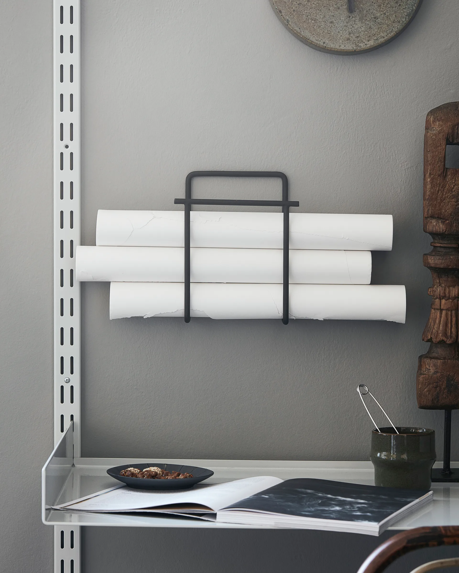 Hold news페이퍼 스탠드 22 cm, Black House Doctor | 하우스닥터