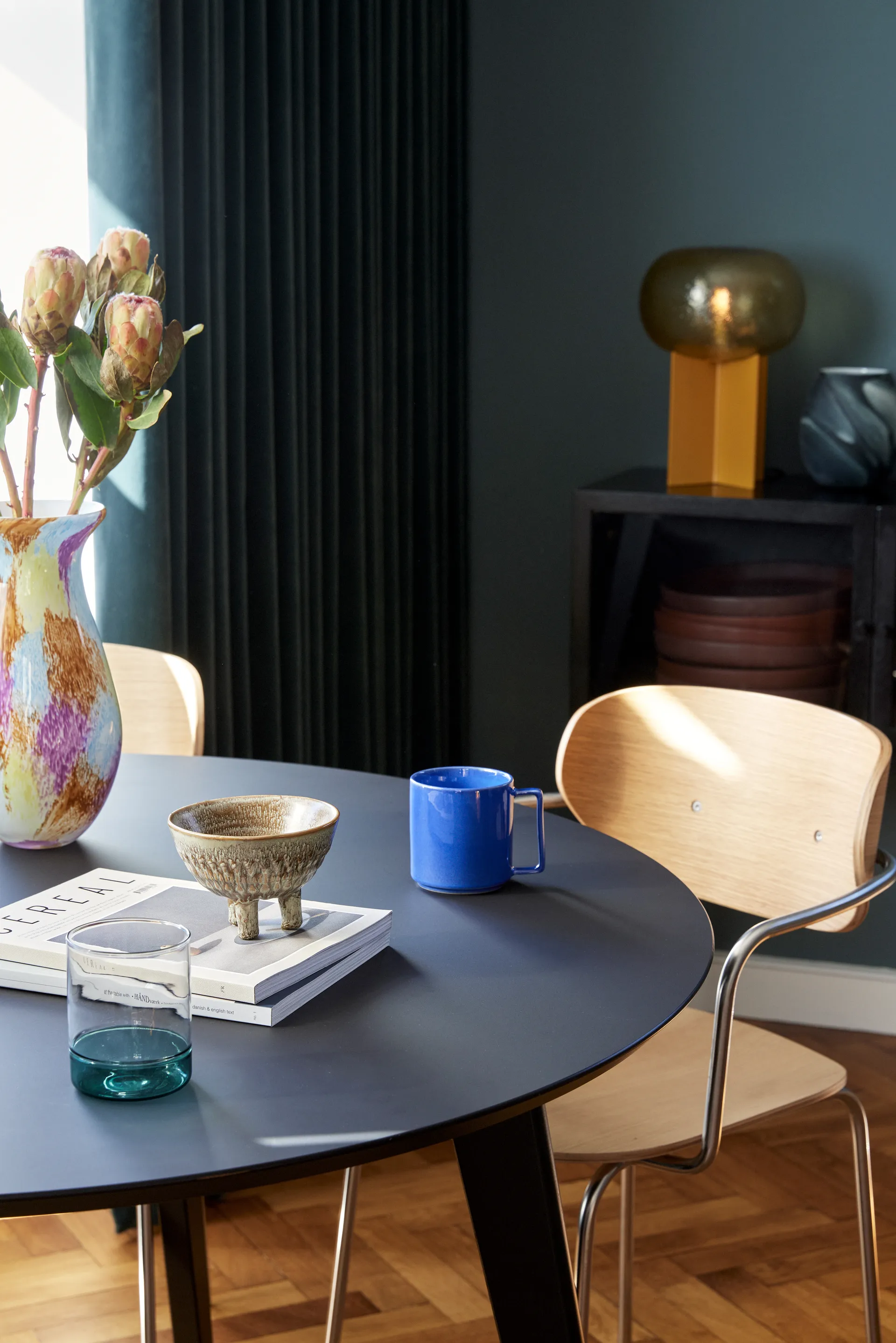 포디움 테이블 조명, Amber 휩시 인테리어