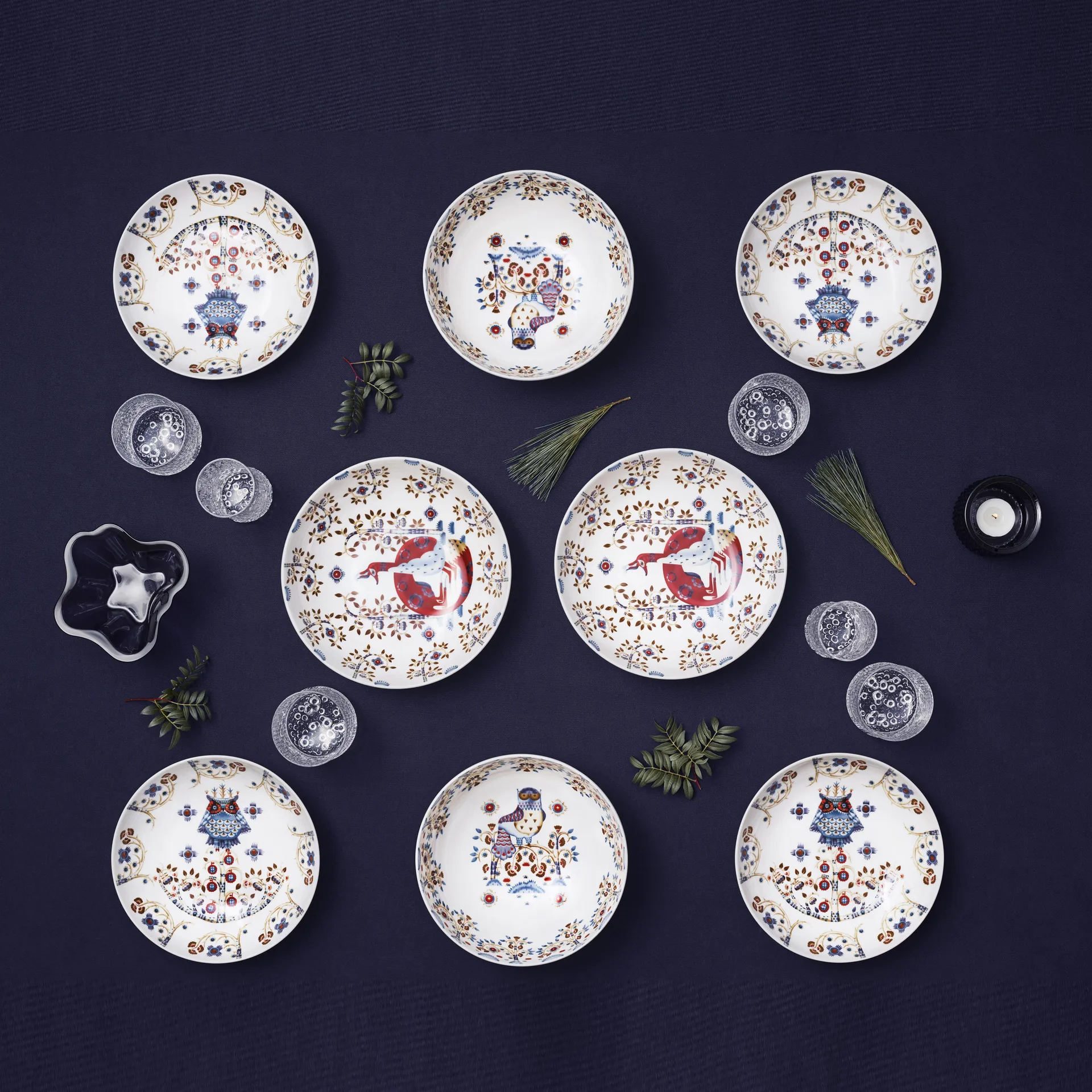 따이가 딥 플레이트 22 cm, white pattern Iittala | 이딸라