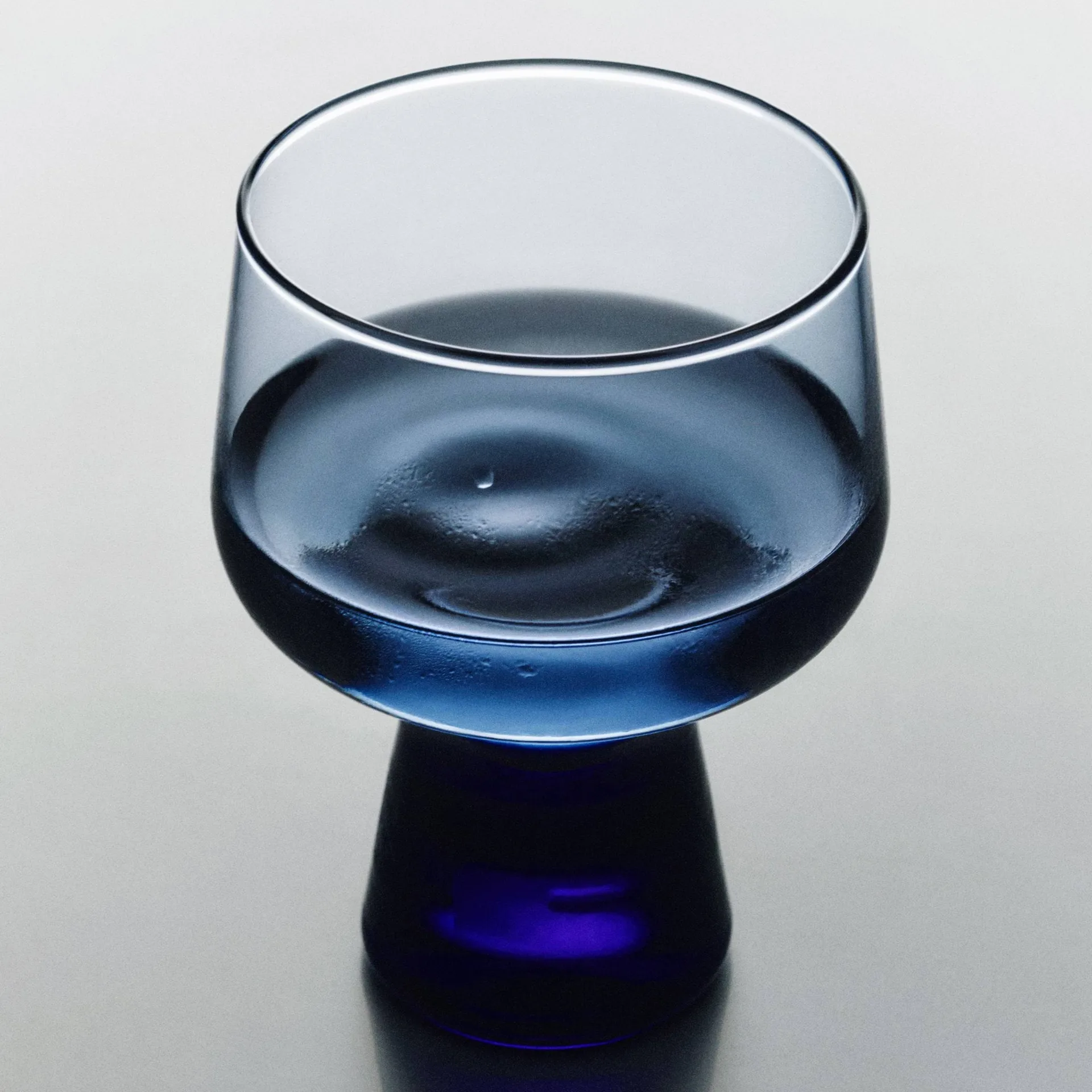 솔라레 글라스 온 스템 29 cl 2개 세트, 비용 Iittala | 이딸라