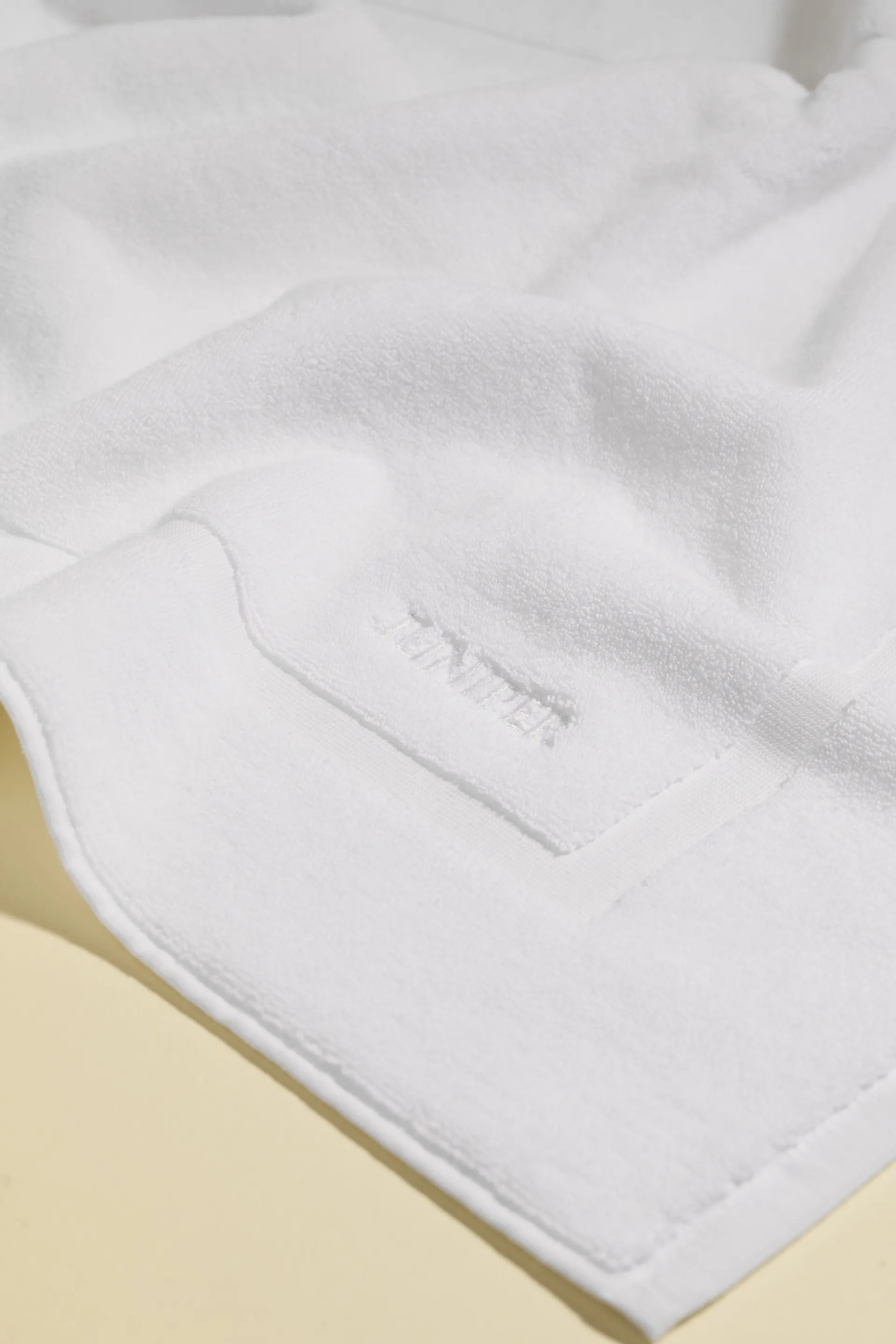 주니퍼 바스 러그 50x80 cm, Snow White Juniper | 주니퍼