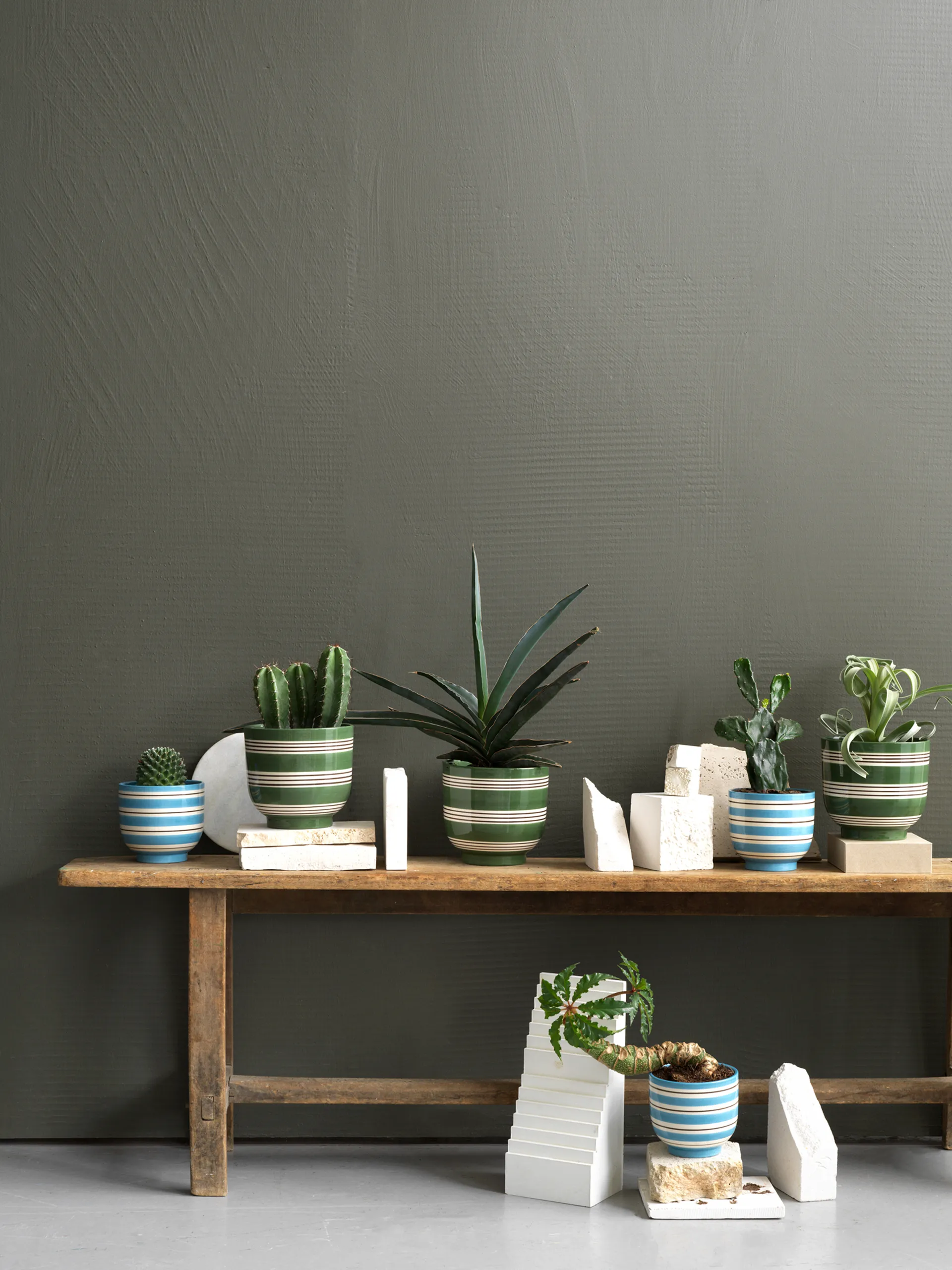 오마지오 누오보 화분 Ø12 cm, Medium blue Kähler | 케흘러