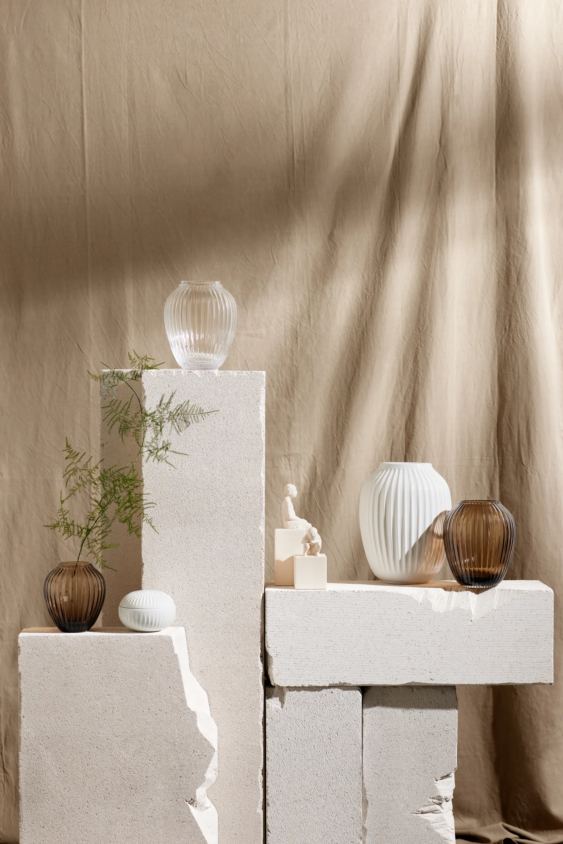 해머소이 글래스 화병 14 cm, Walnut Kähler | 케흘러