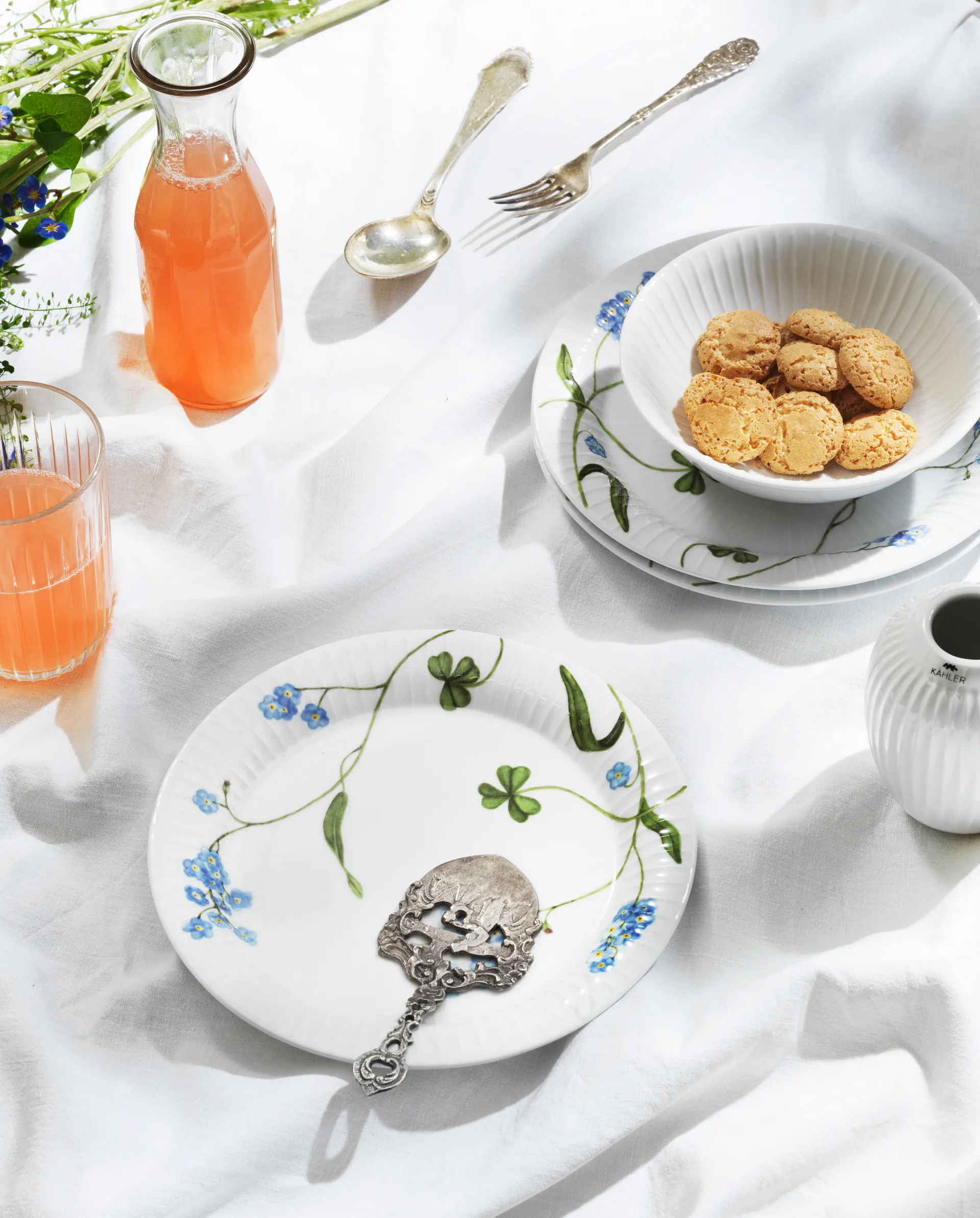 해머소이 서머 접시 Ø22 cm, Forget me not Kähler | 케흘러